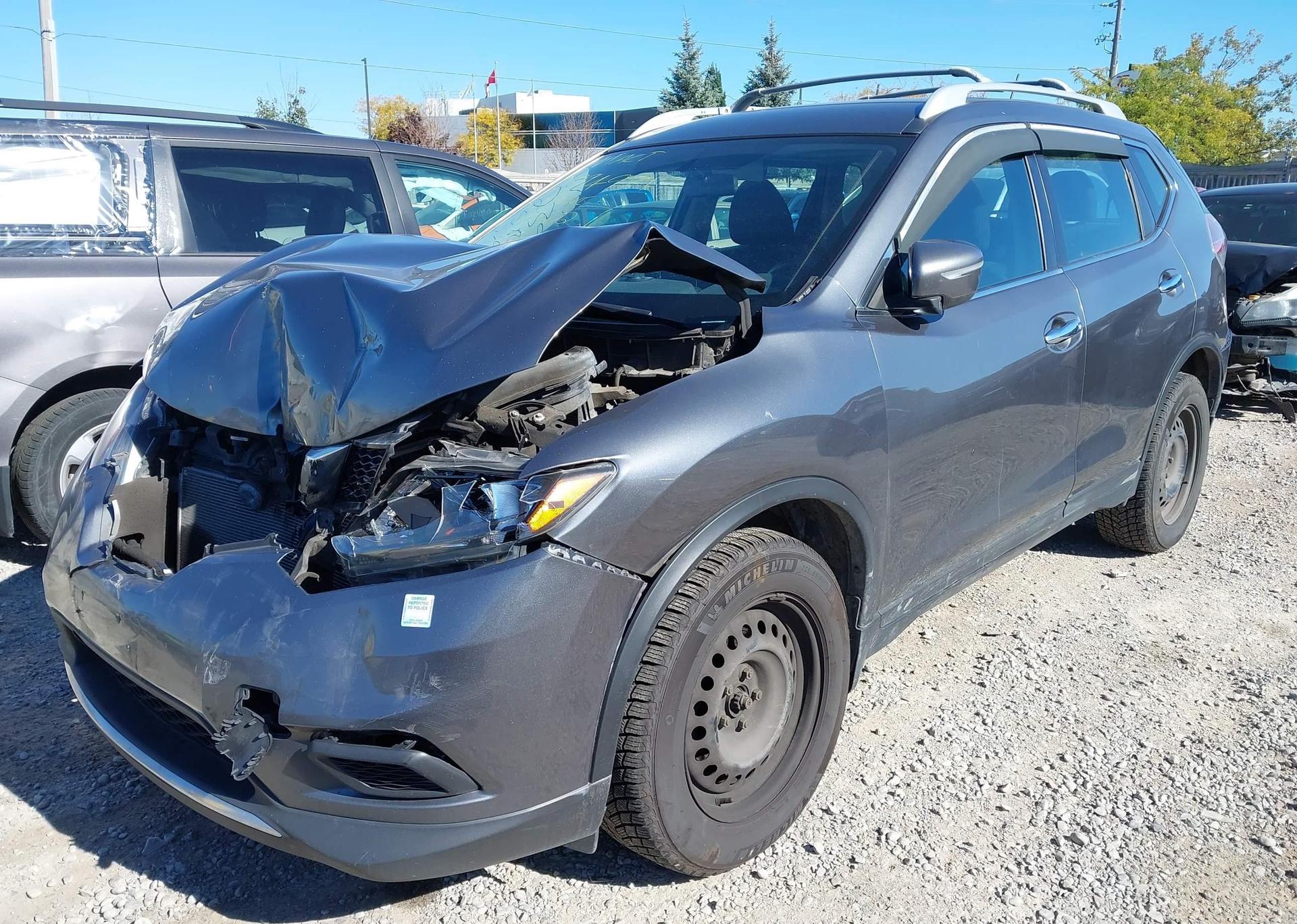2015 NISSAN ROGUE