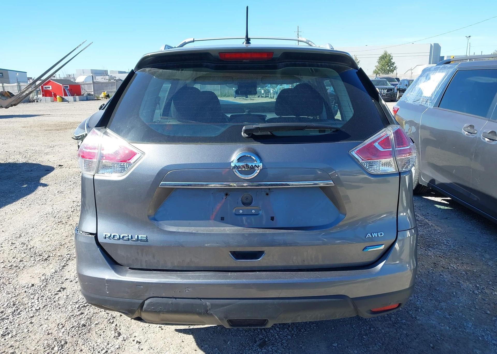 2015 NISSAN ROGUE