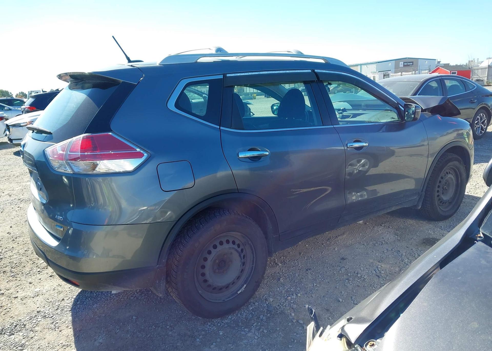 2015 NISSAN ROGUE