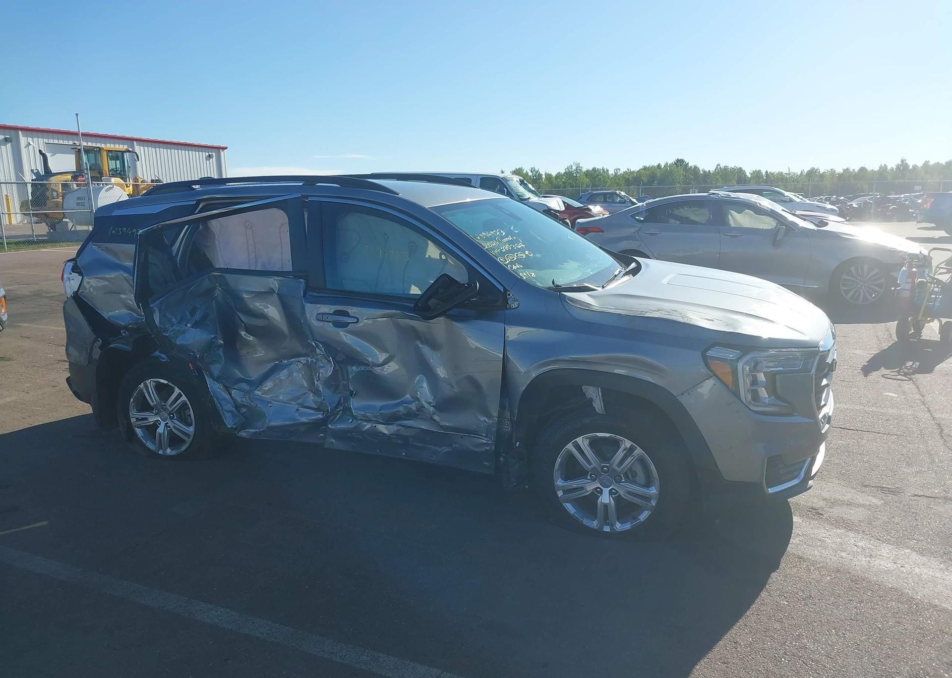 2024 GMC TERRAIN SLE