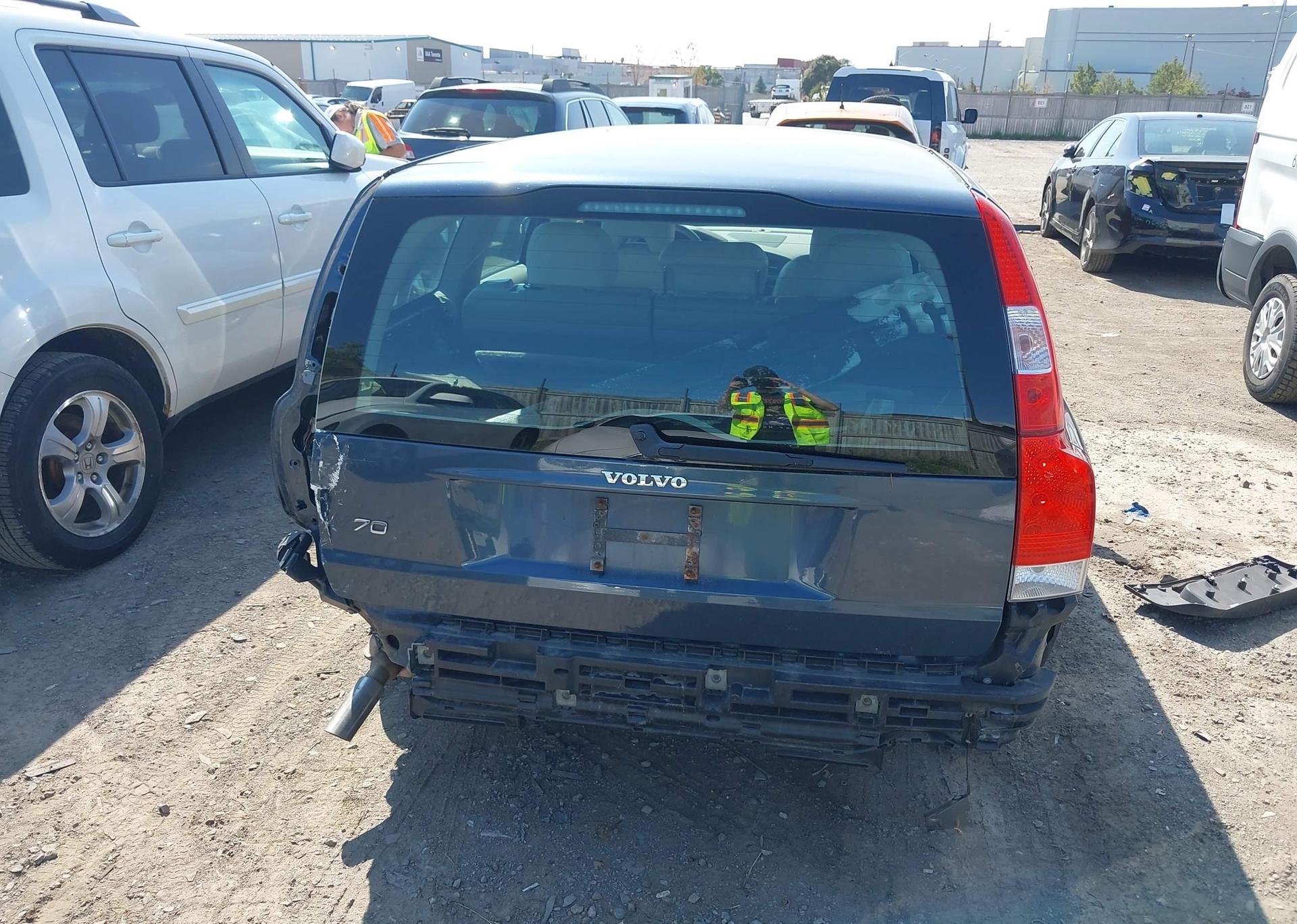 2007 VOLVO V70
