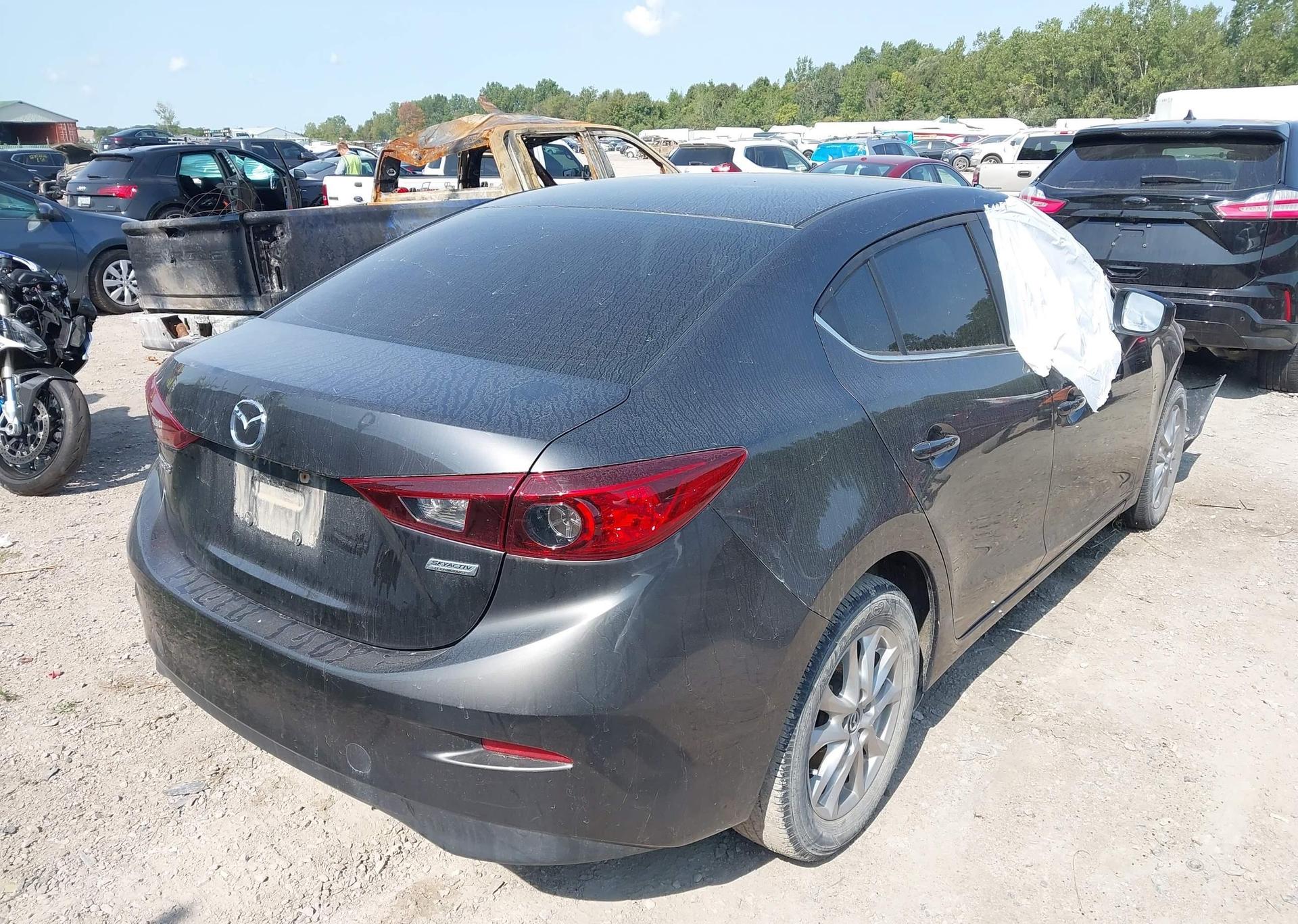 2018 MAZDA MAZDA3