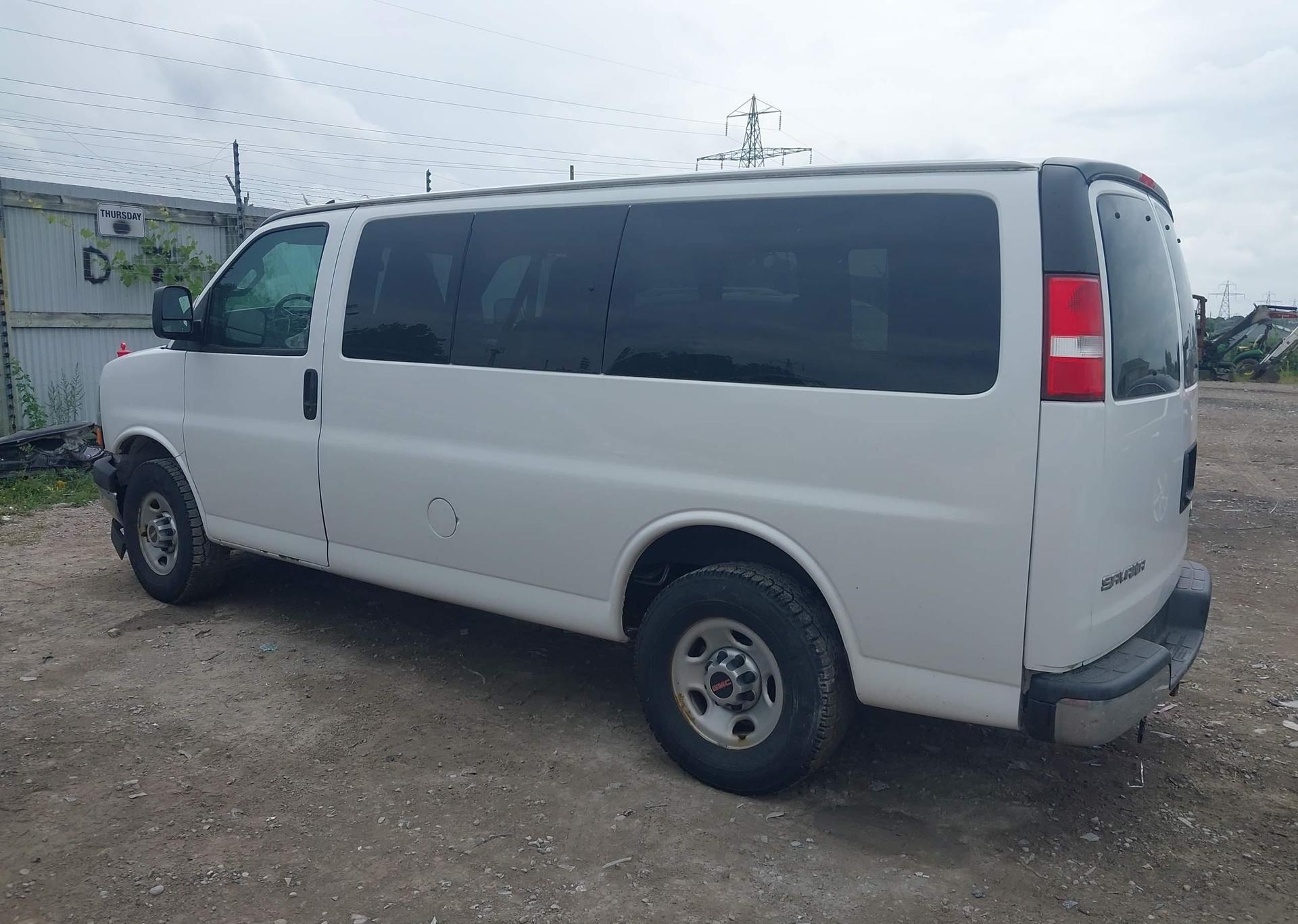 2017 GMC SAVANA 2500 LS