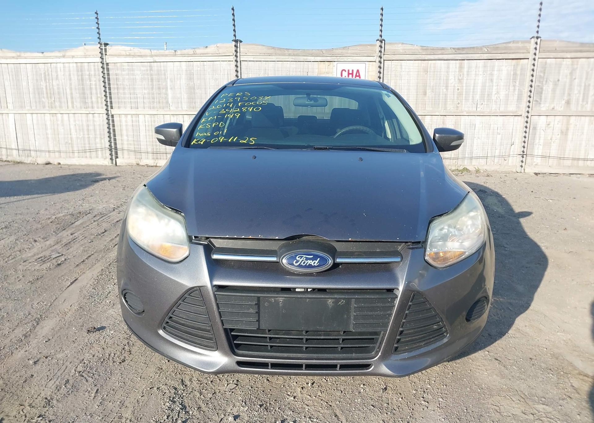 2014 FORD FOCUS SE