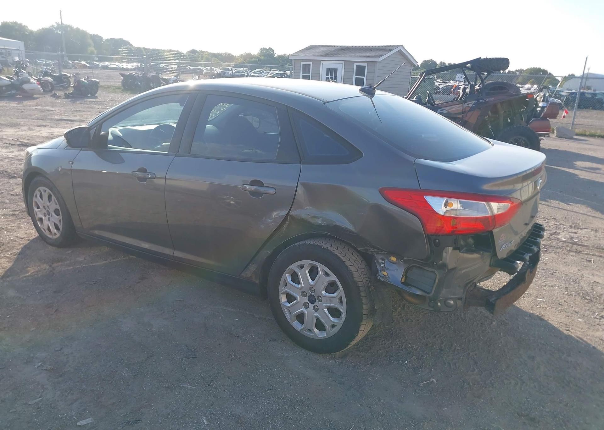 2014 FORD FOCUS SE
