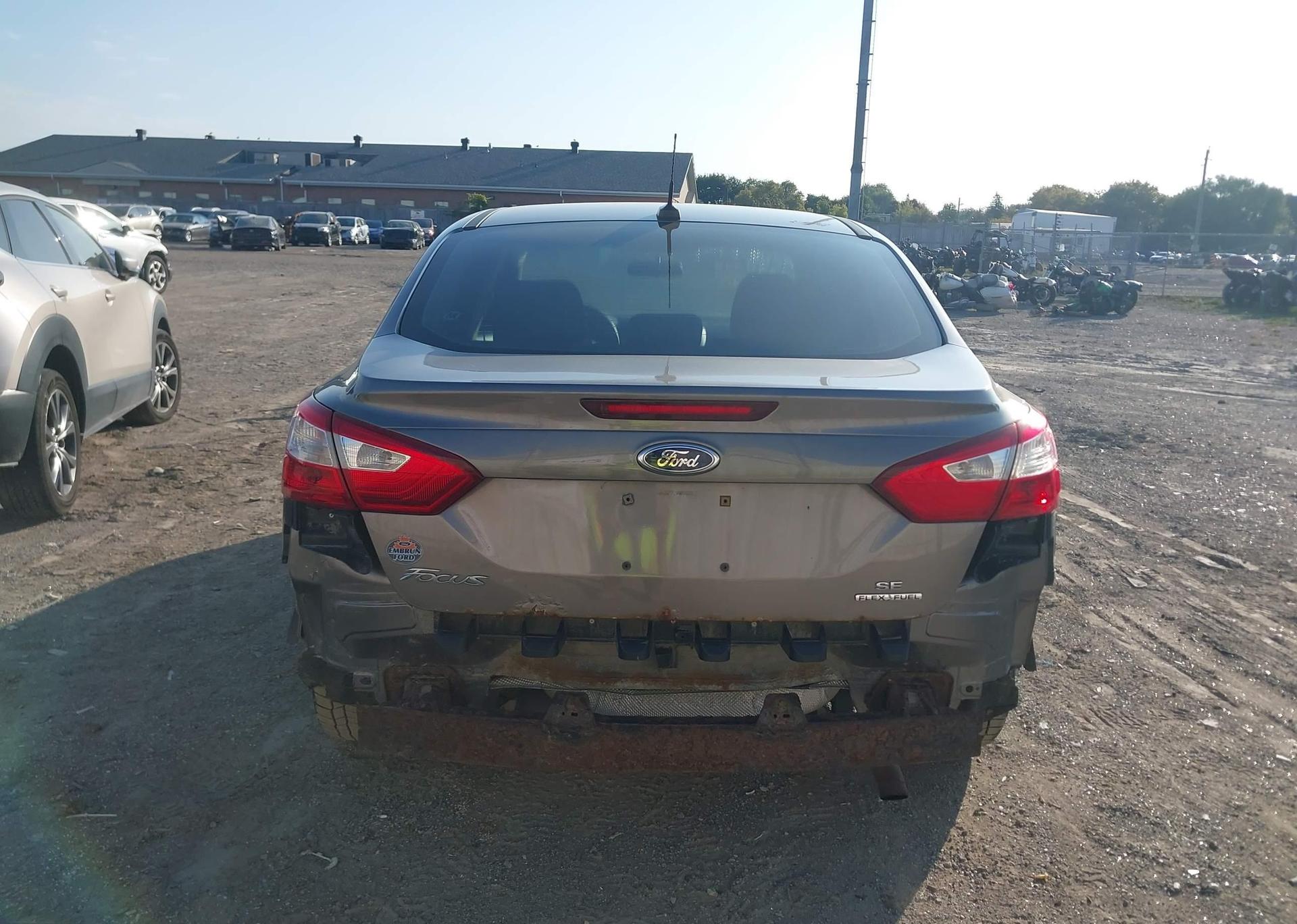 2014 FORD FOCUS SE