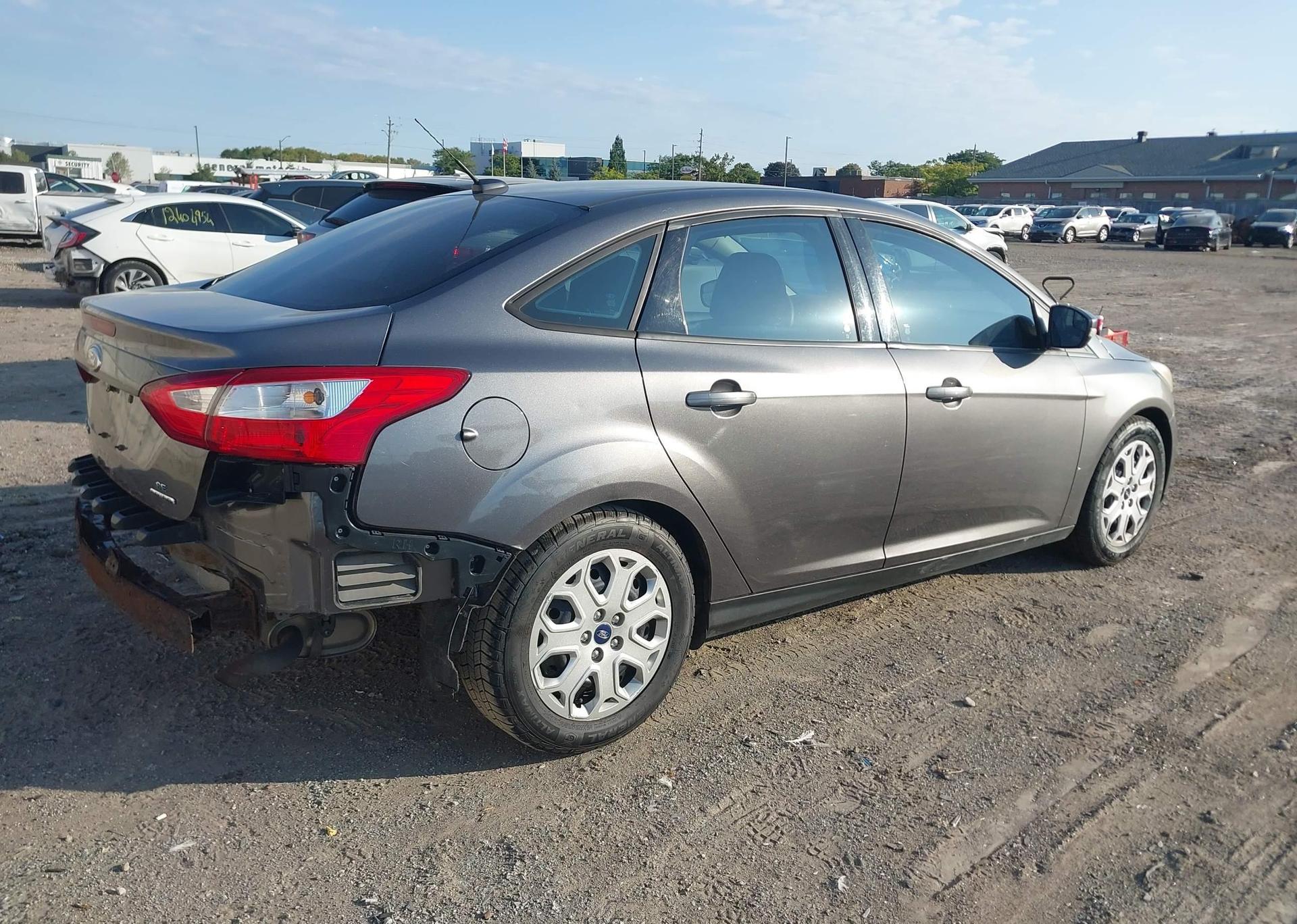 2014 FORD FOCUS SE