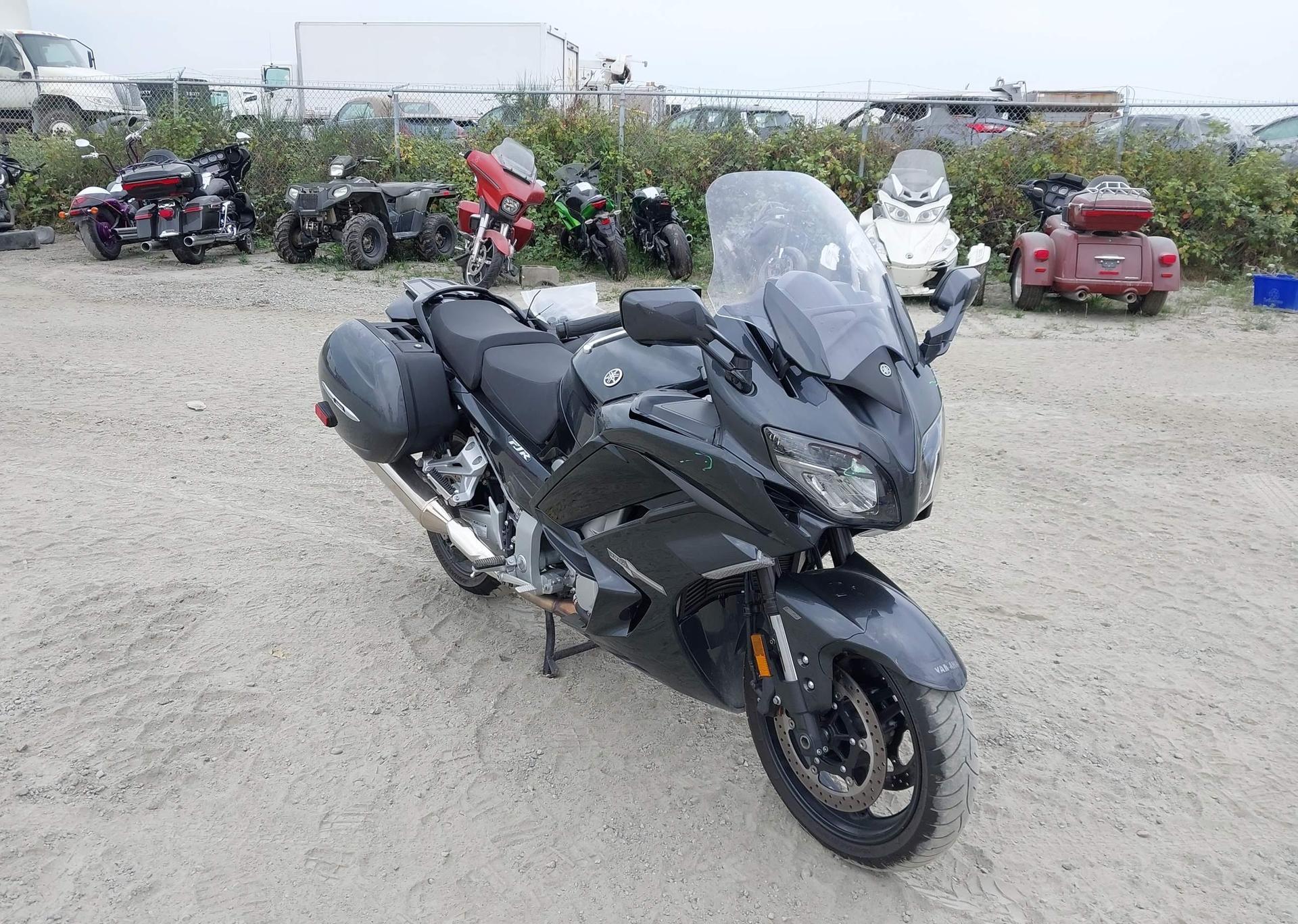 2021 YAMAHA FJR1300 AE