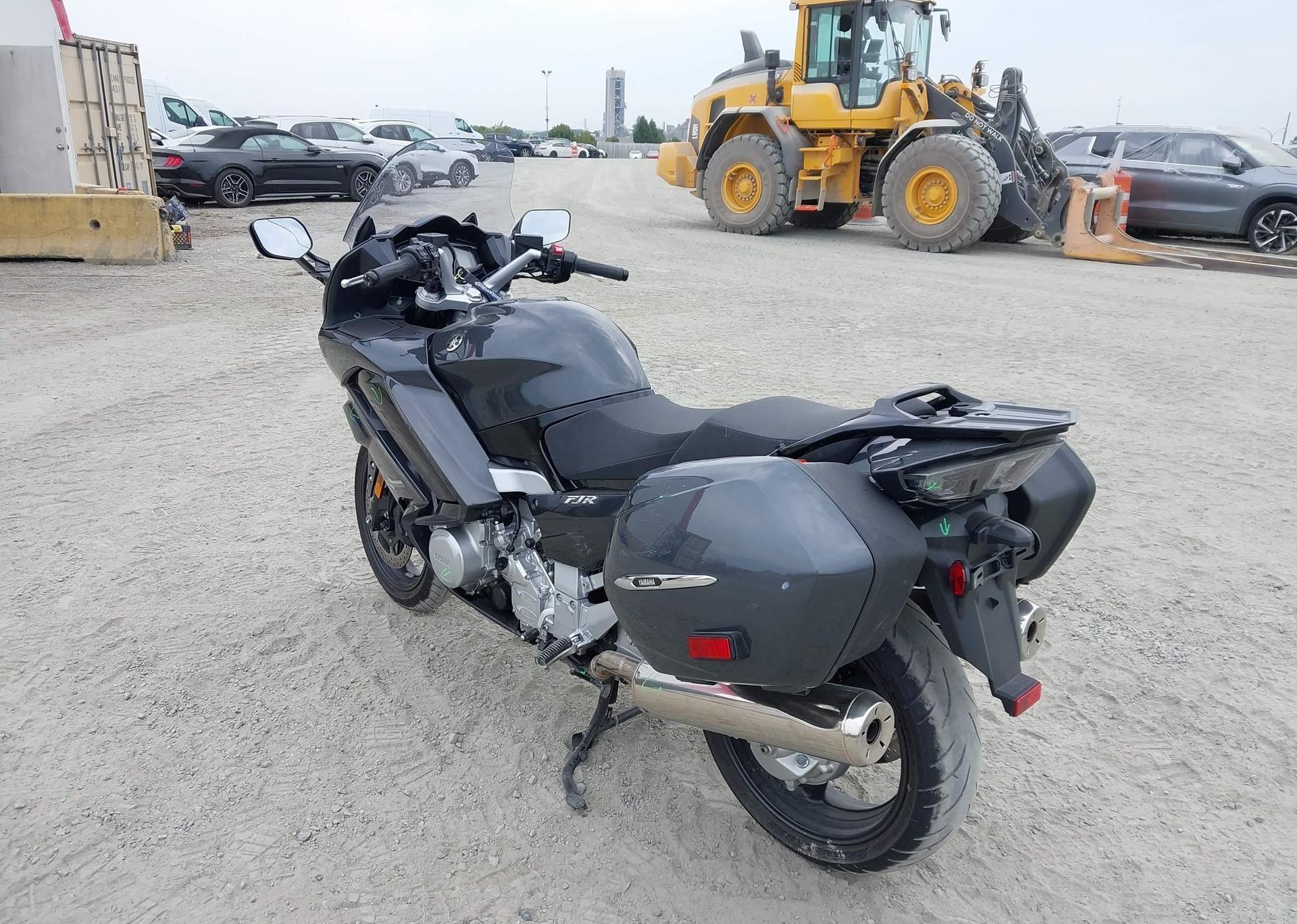 2021 YAMAHA FJR1300 AE