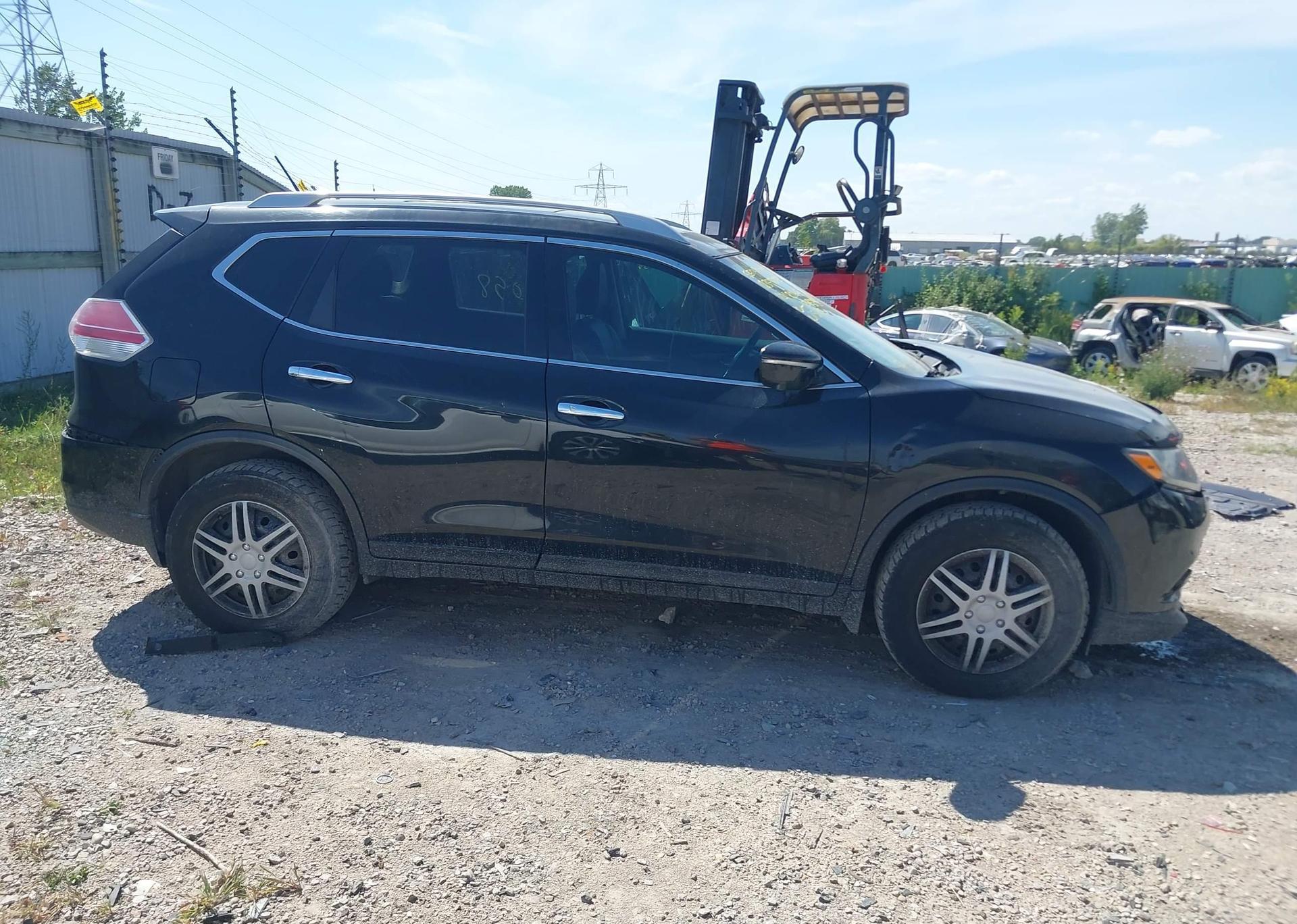 2014 NISSAN ROGUE S