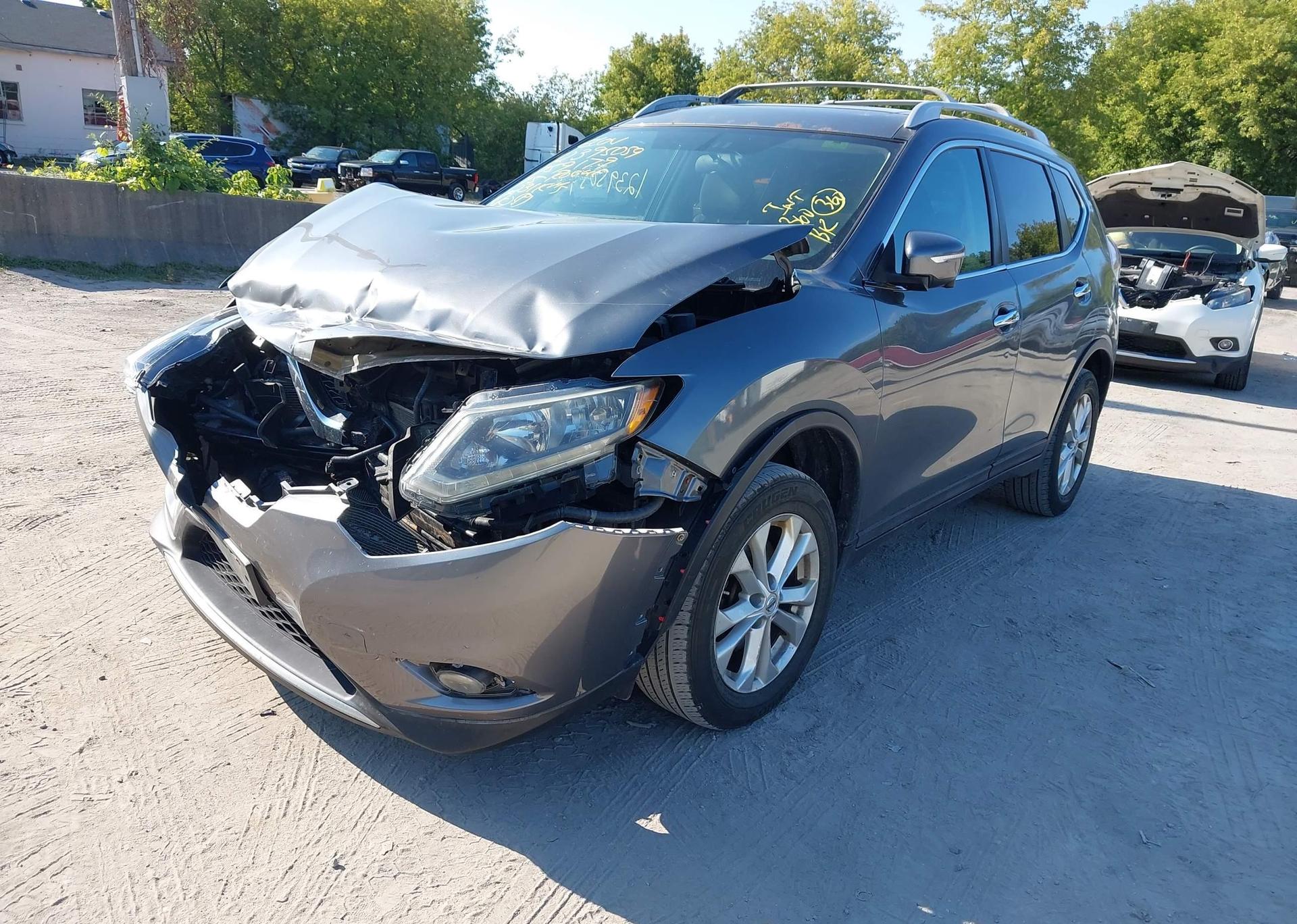 2015 NISSAN ROGUE S