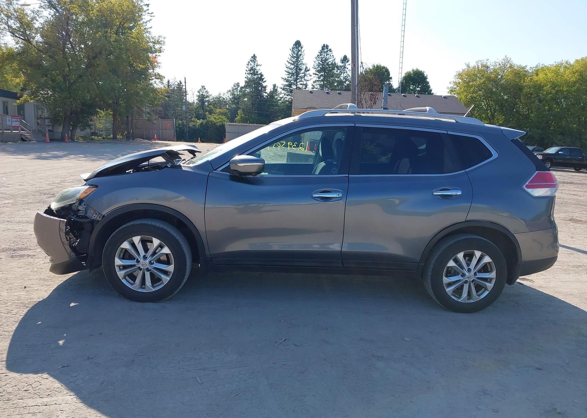 2015 NISSAN ROGUE S