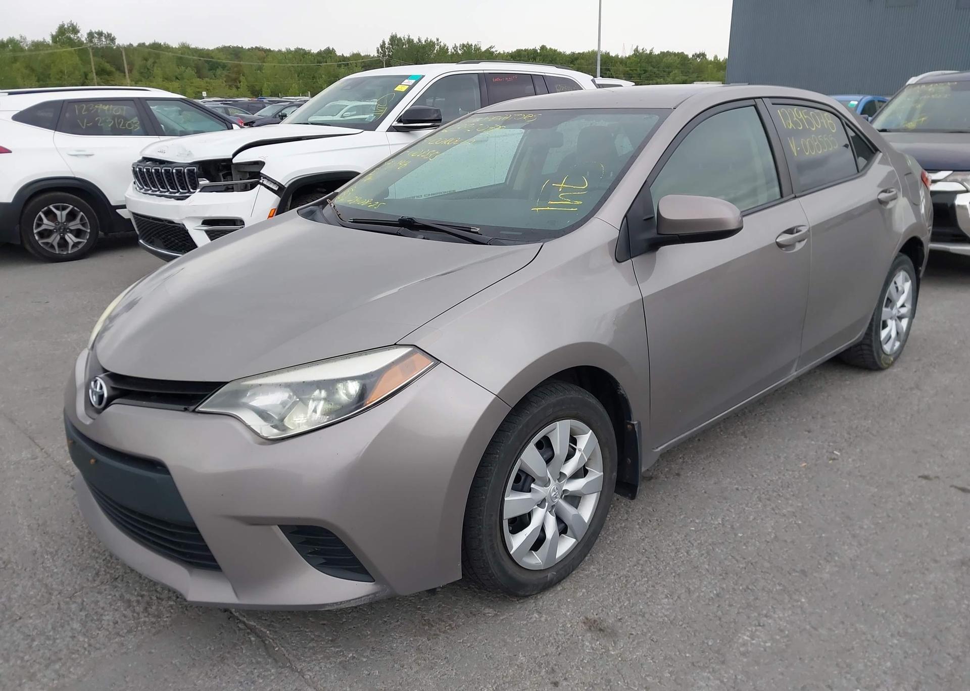 2014 TOYOTA COROLLA LE