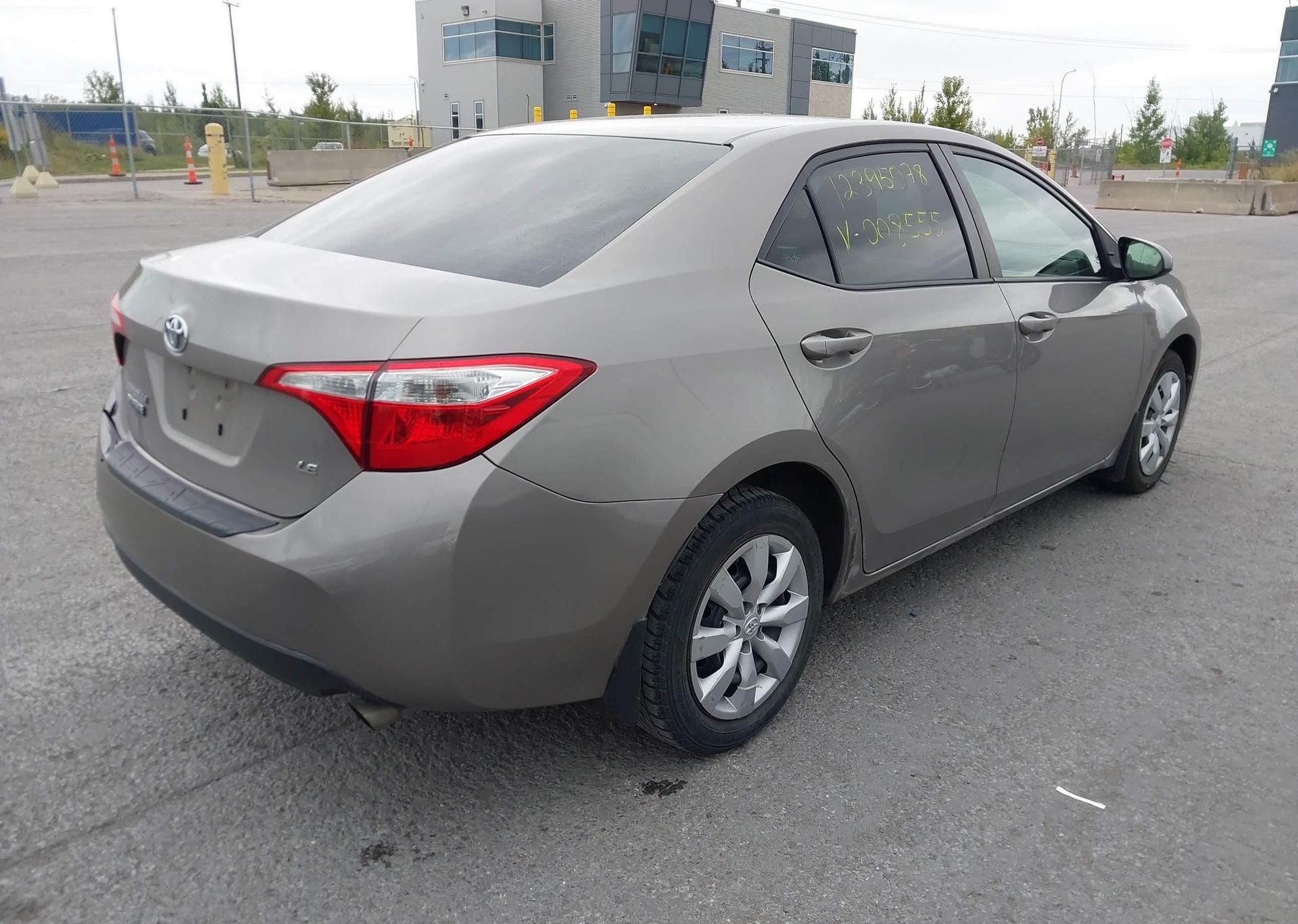 2014 TOYOTA COROLLA LE