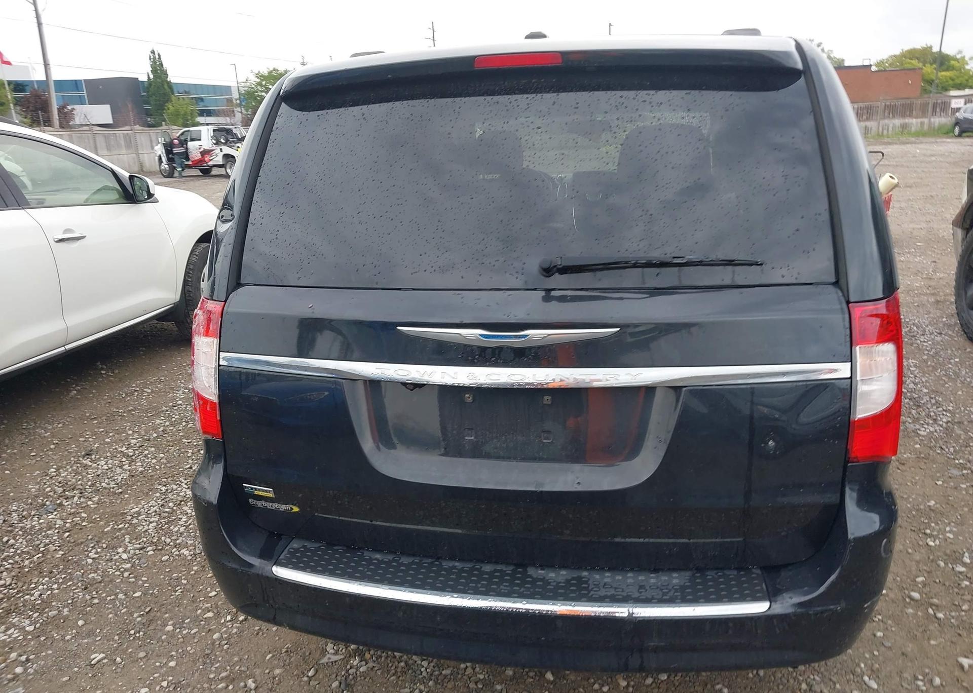 2012 CHRYSLER TOWN & COUNTRY TOURING