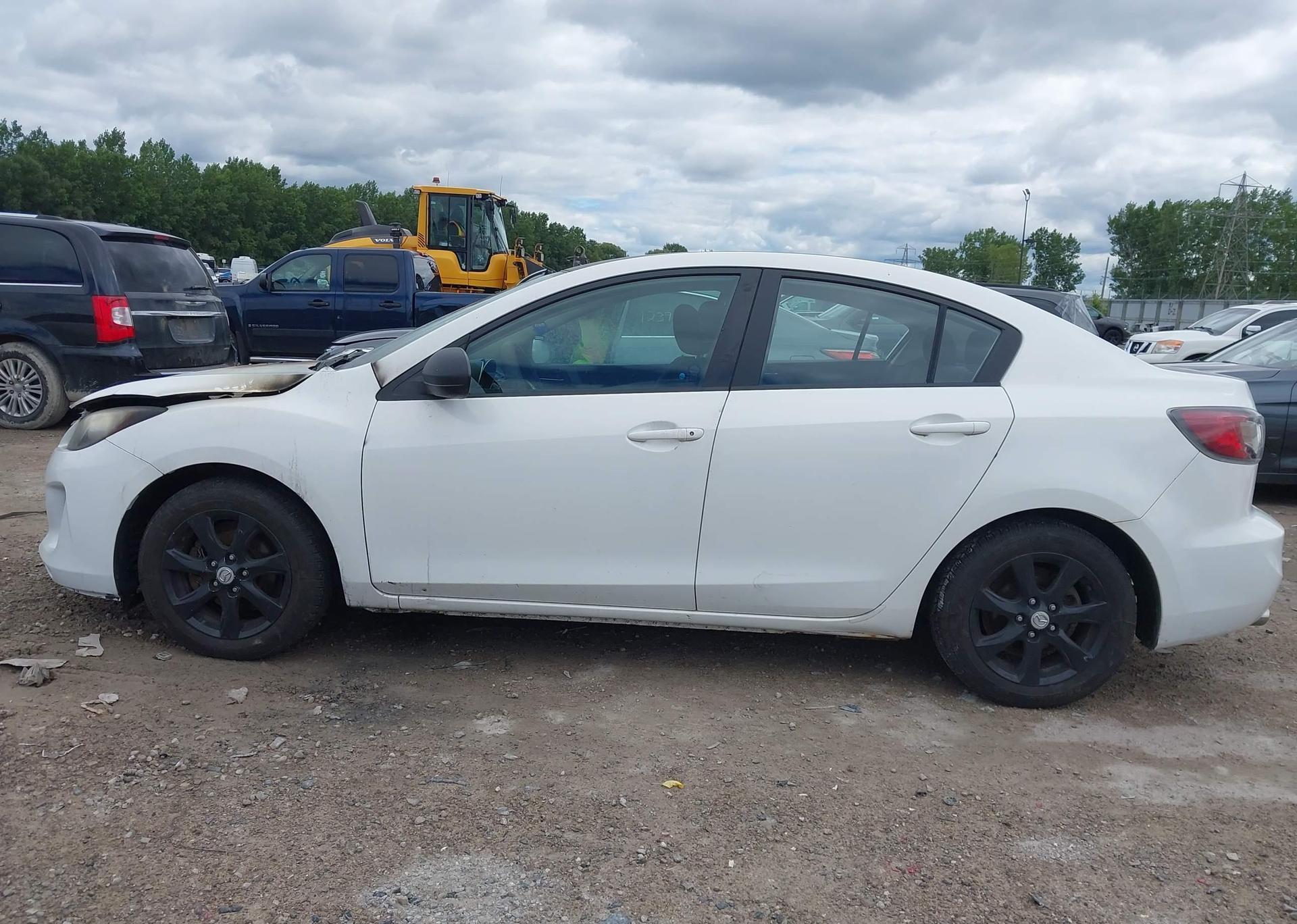 2012 MAZDA MAZDA3 GX