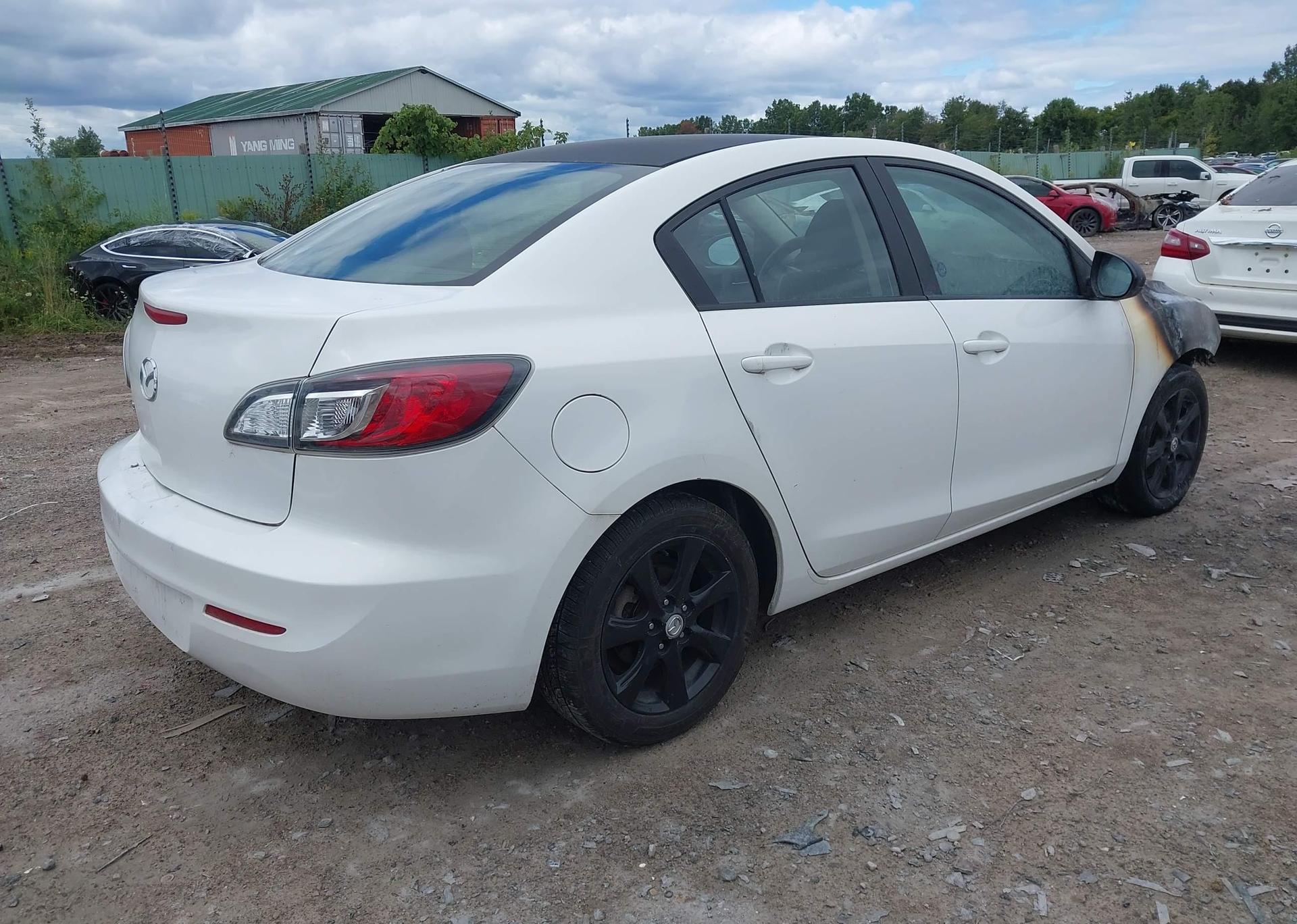 2012 MAZDA MAZDA3 GX