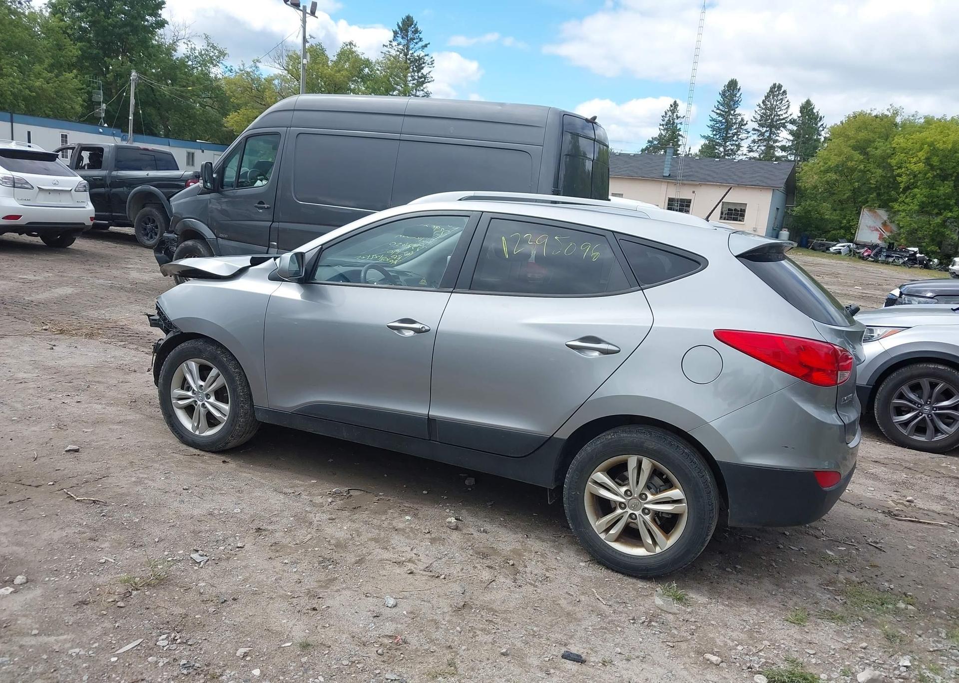 2012 HYUNDAI TUCSON GLS