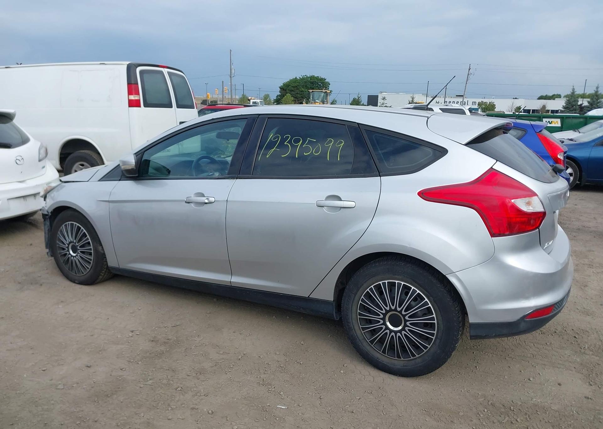 2013 FORD FOCUS SE