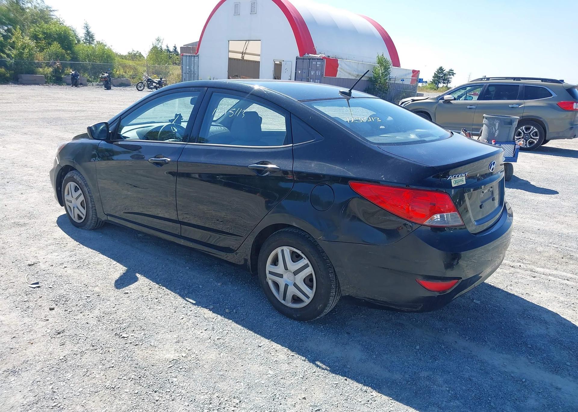 2013 HYUNDAI ACCENT GL