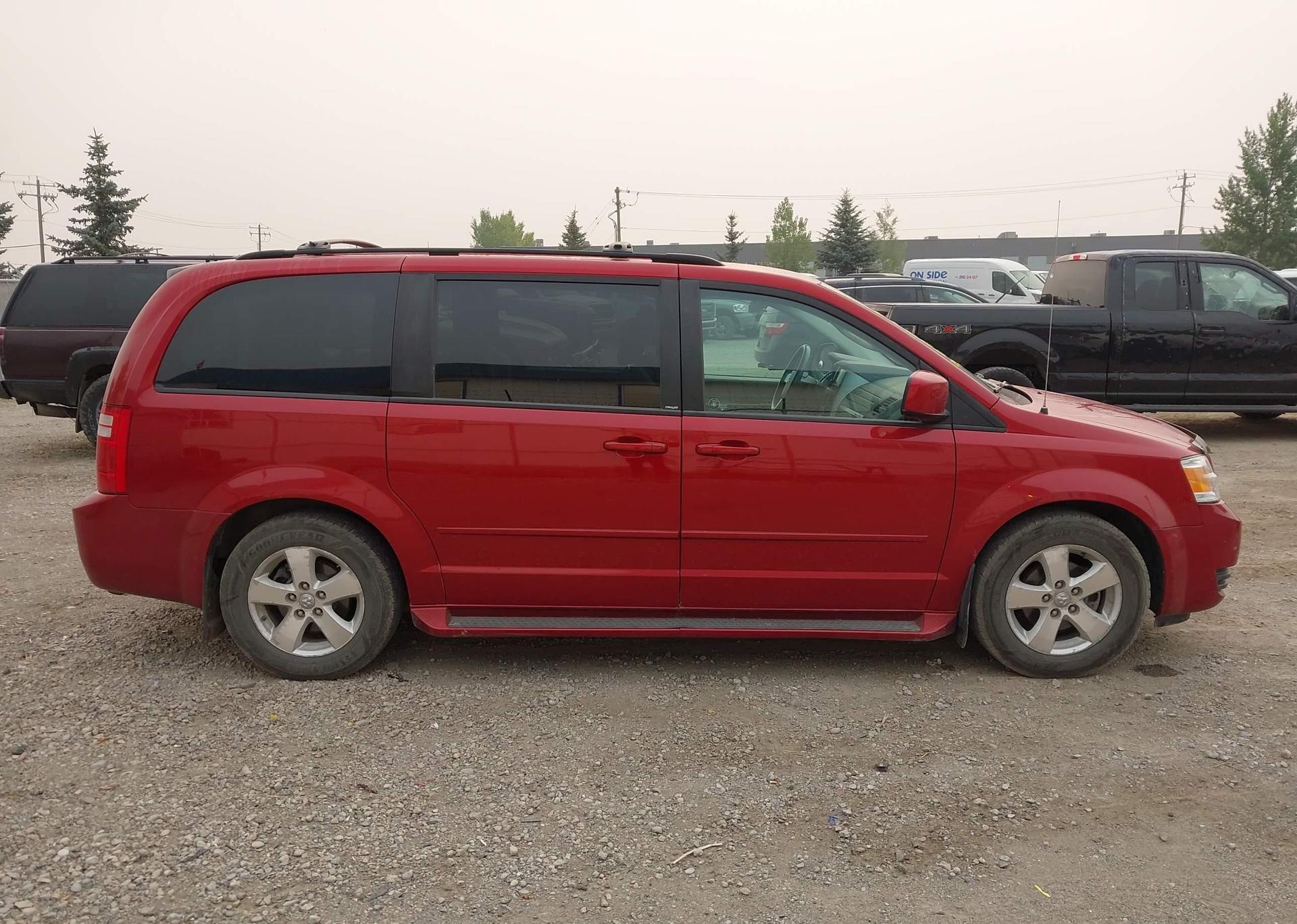 2009 DODGE GRAND CARAVAN SE