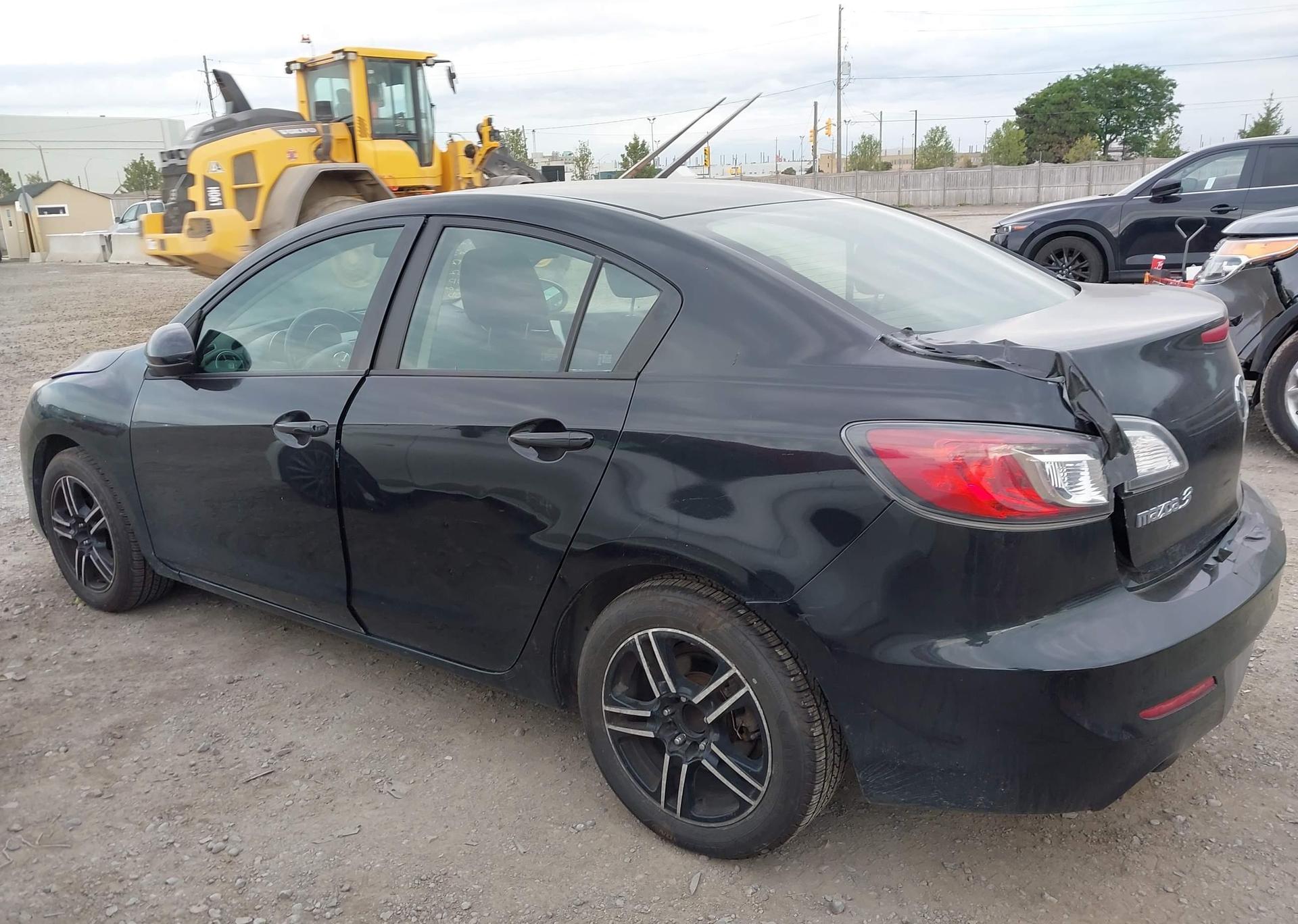 2012 MAZDA 3 I