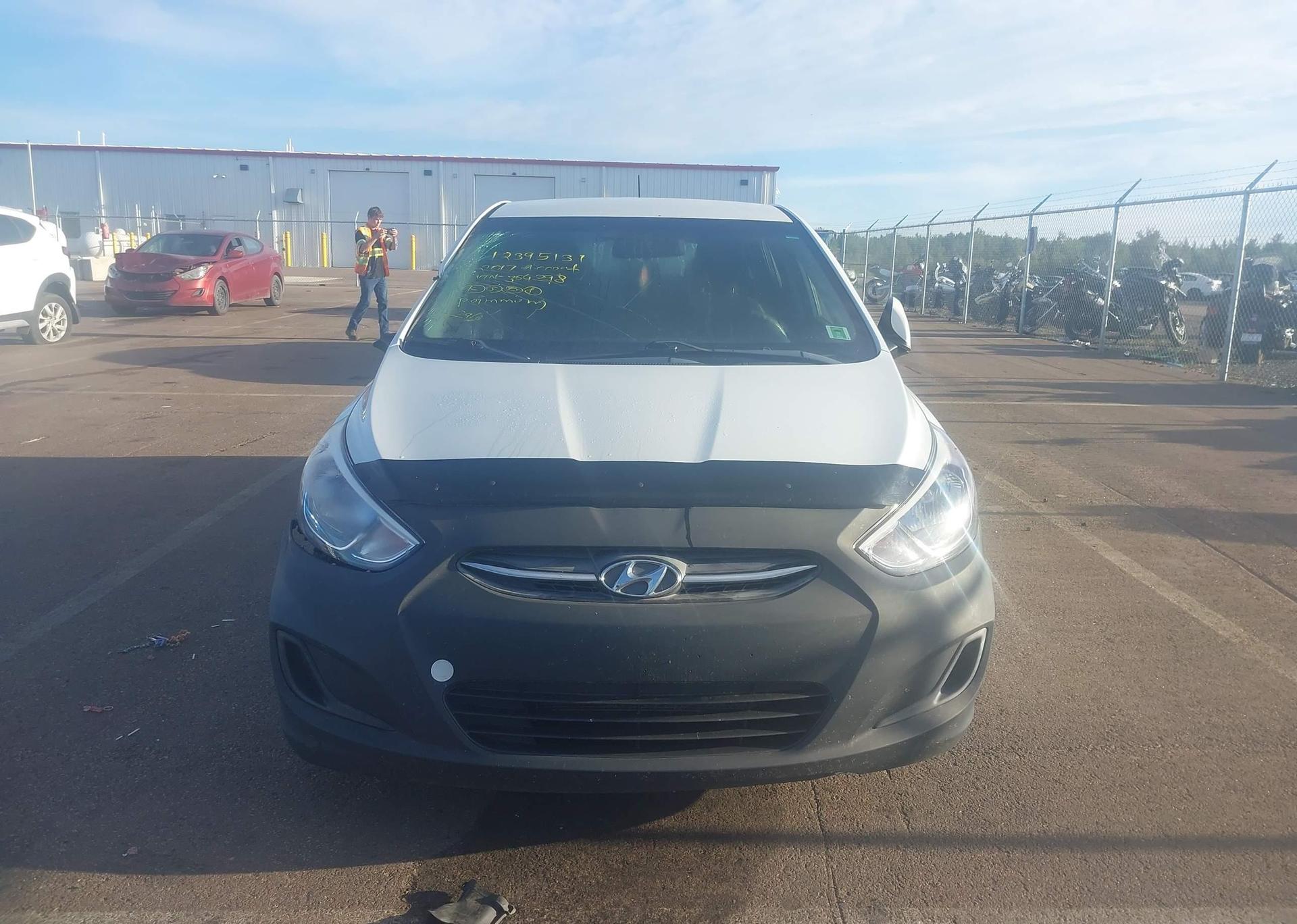 2017 HYUNDAI ACCENT GL