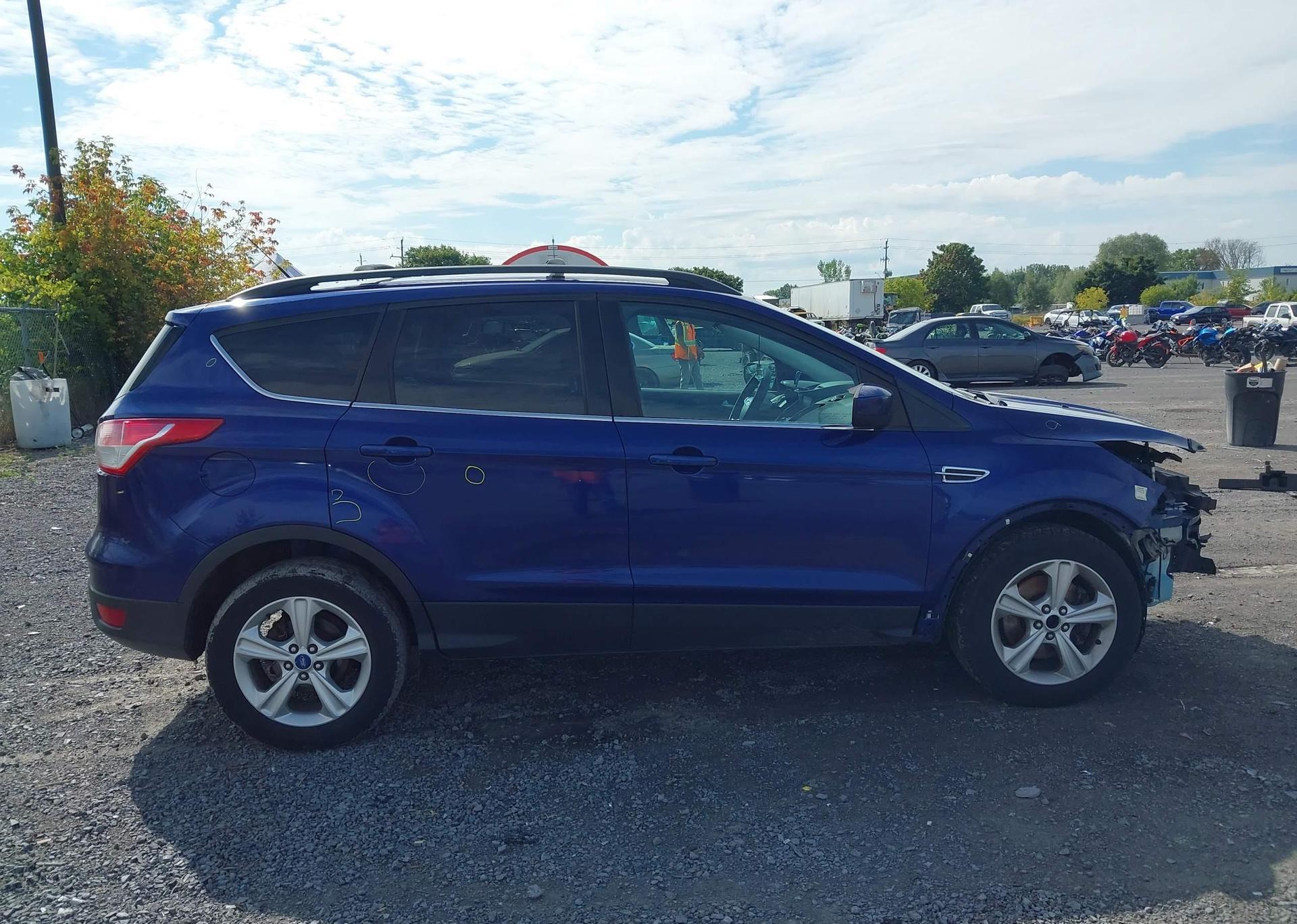 2013 FORD ESCAPE SE