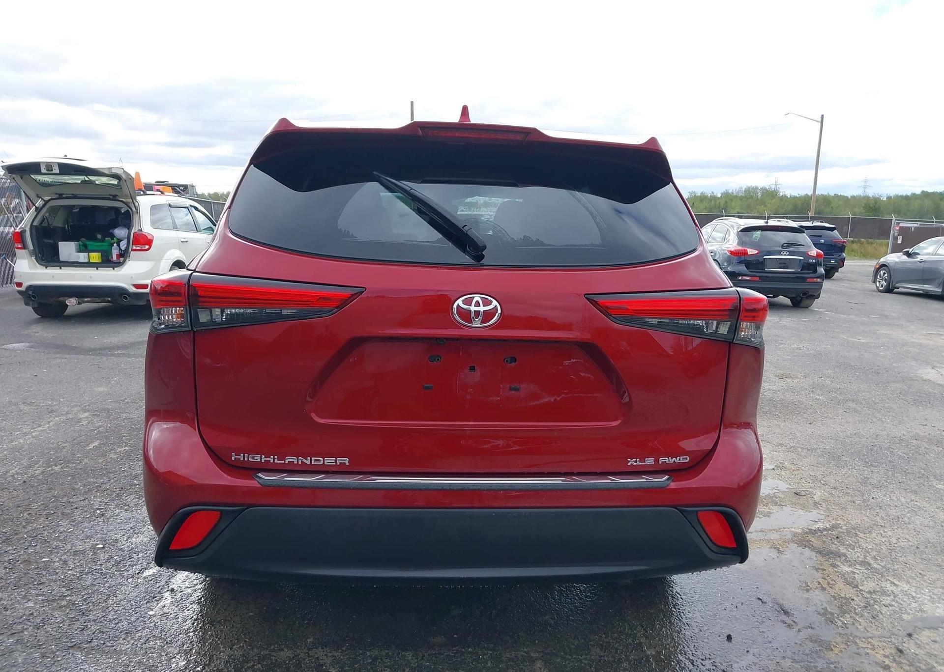 2021 TOYOTA highlander xle