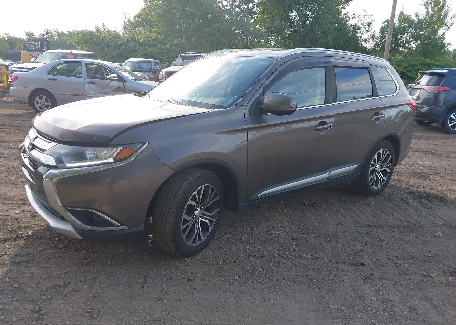 2018 MITSUBISHI OUTLANDER ES