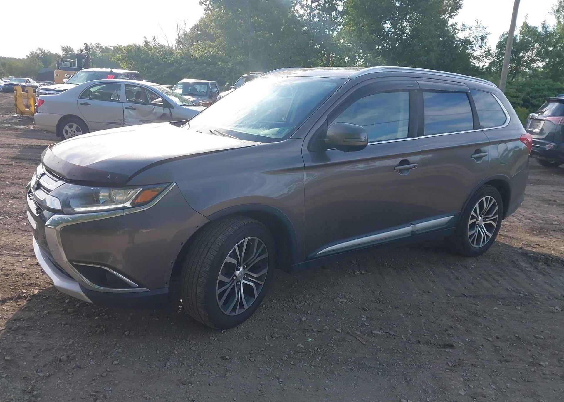 2018 MITSUBISHI OUTLANDER ES