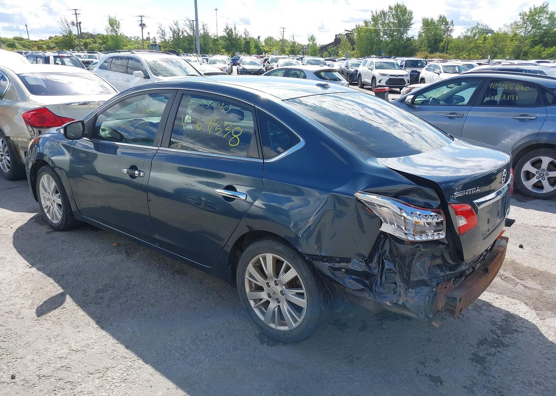 2015 NISSAN SENTRA