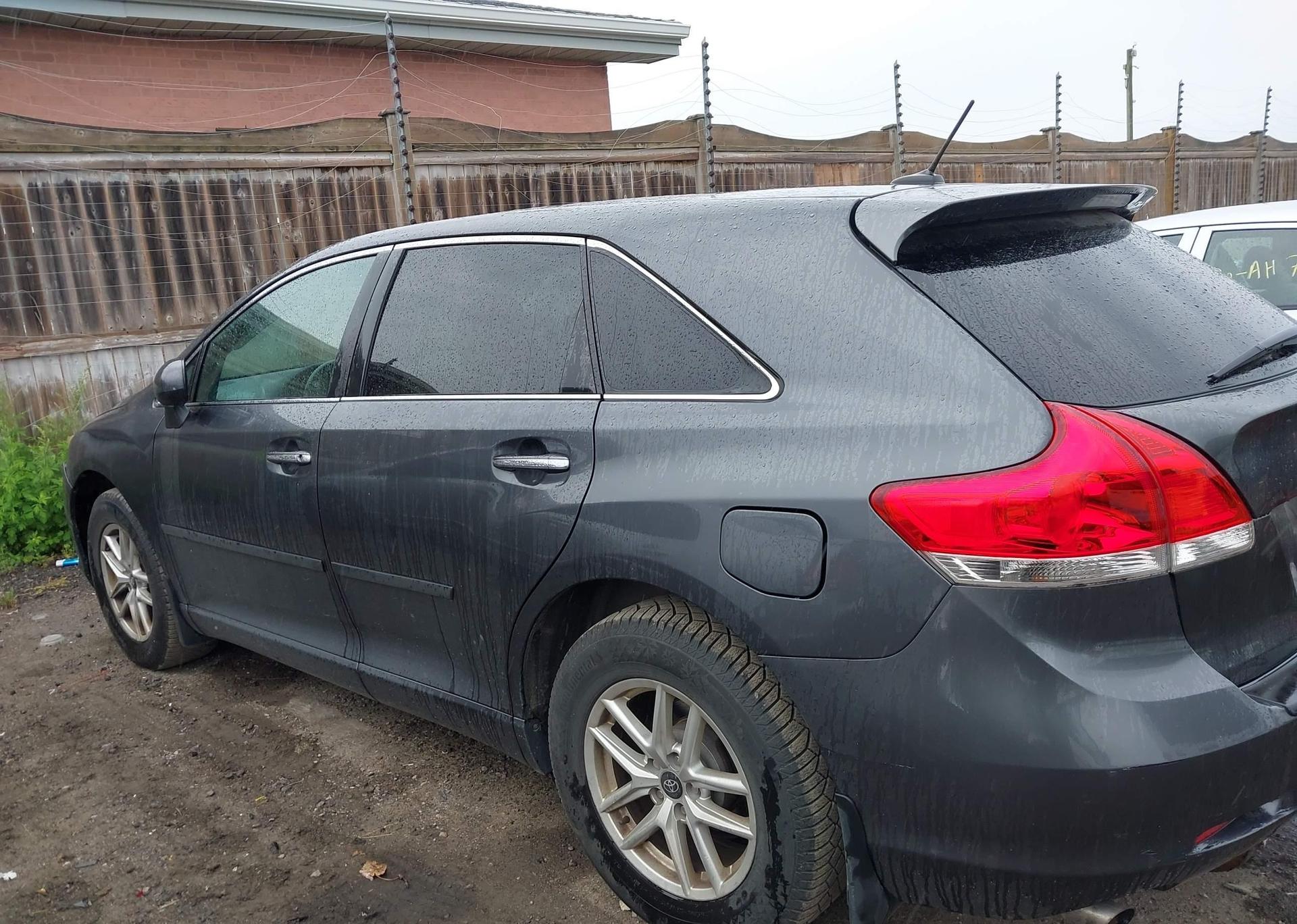 2009 TOYOTA VENZA BASE V6