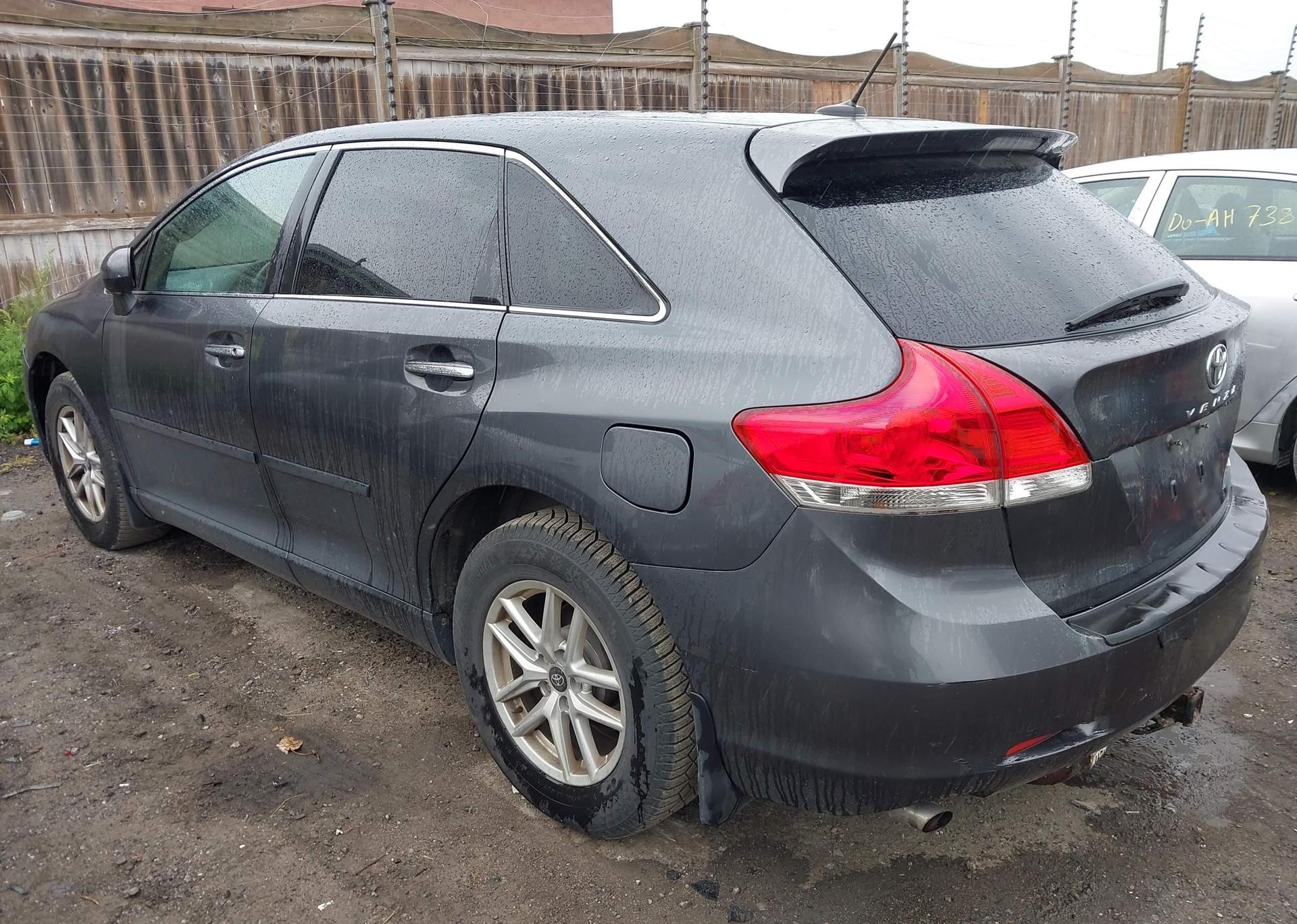 2009 TOYOTA VENZA BASE V6