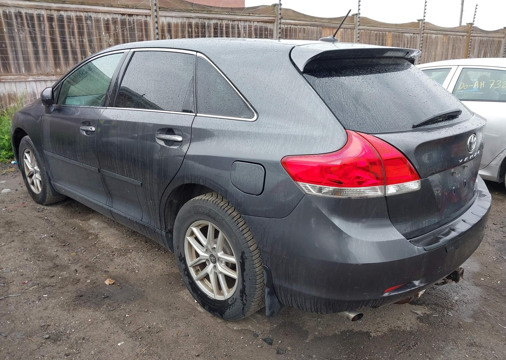 2009 TOYOTA VENZA BASE V6
