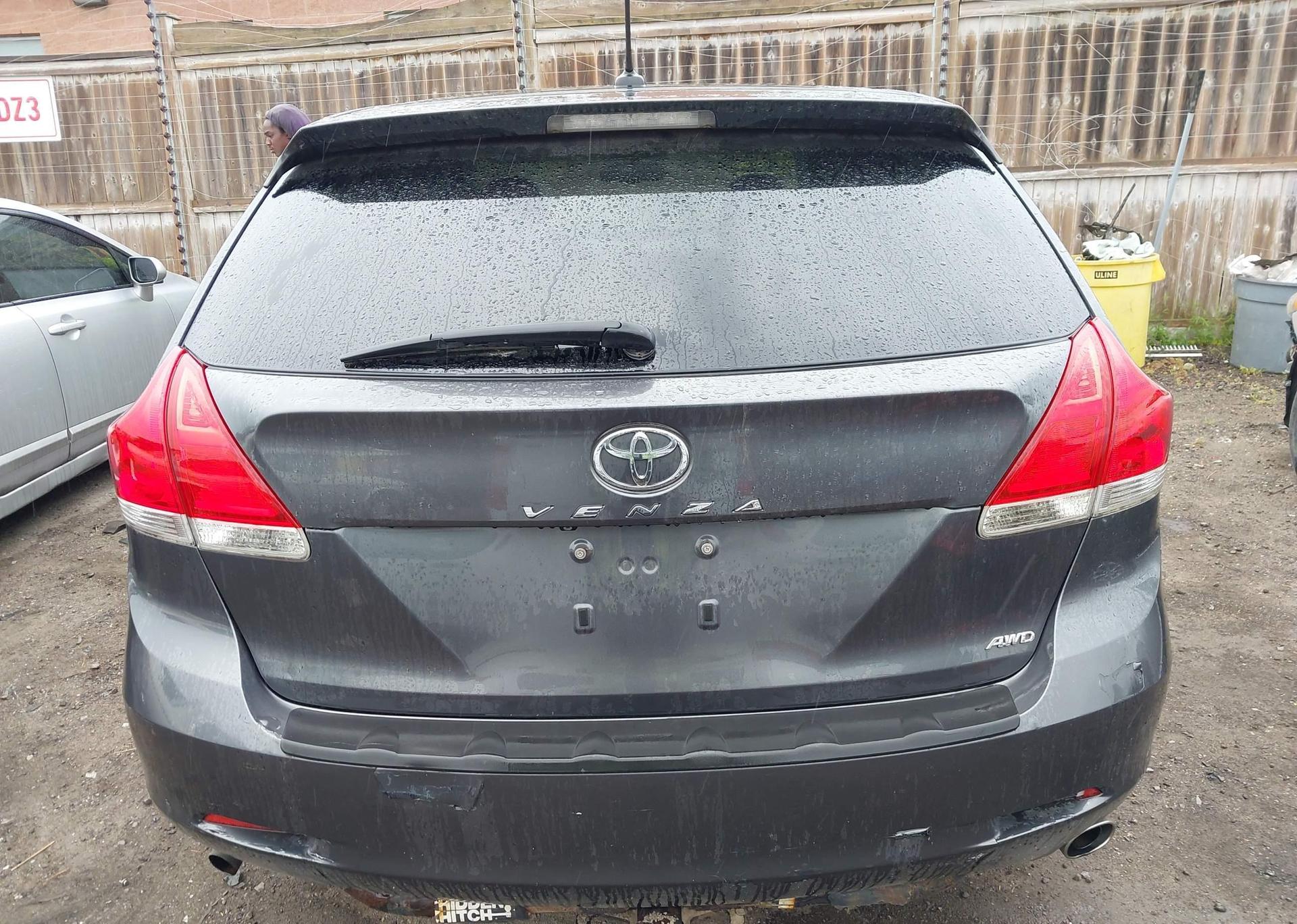 2009 TOYOTA VENZA BASE V6