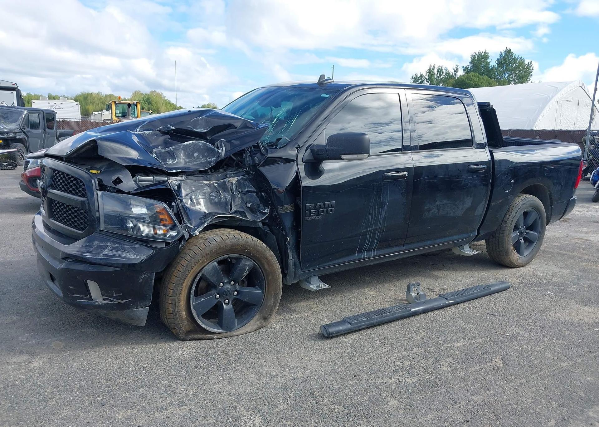 2021 RAM 1500 CLASSIC SLT