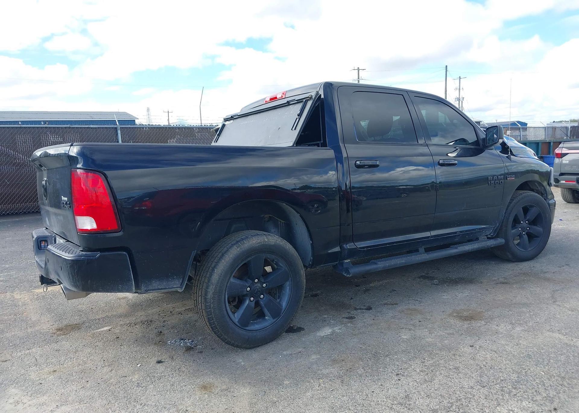 2021 RAM 1500 CLASSIC SLT
