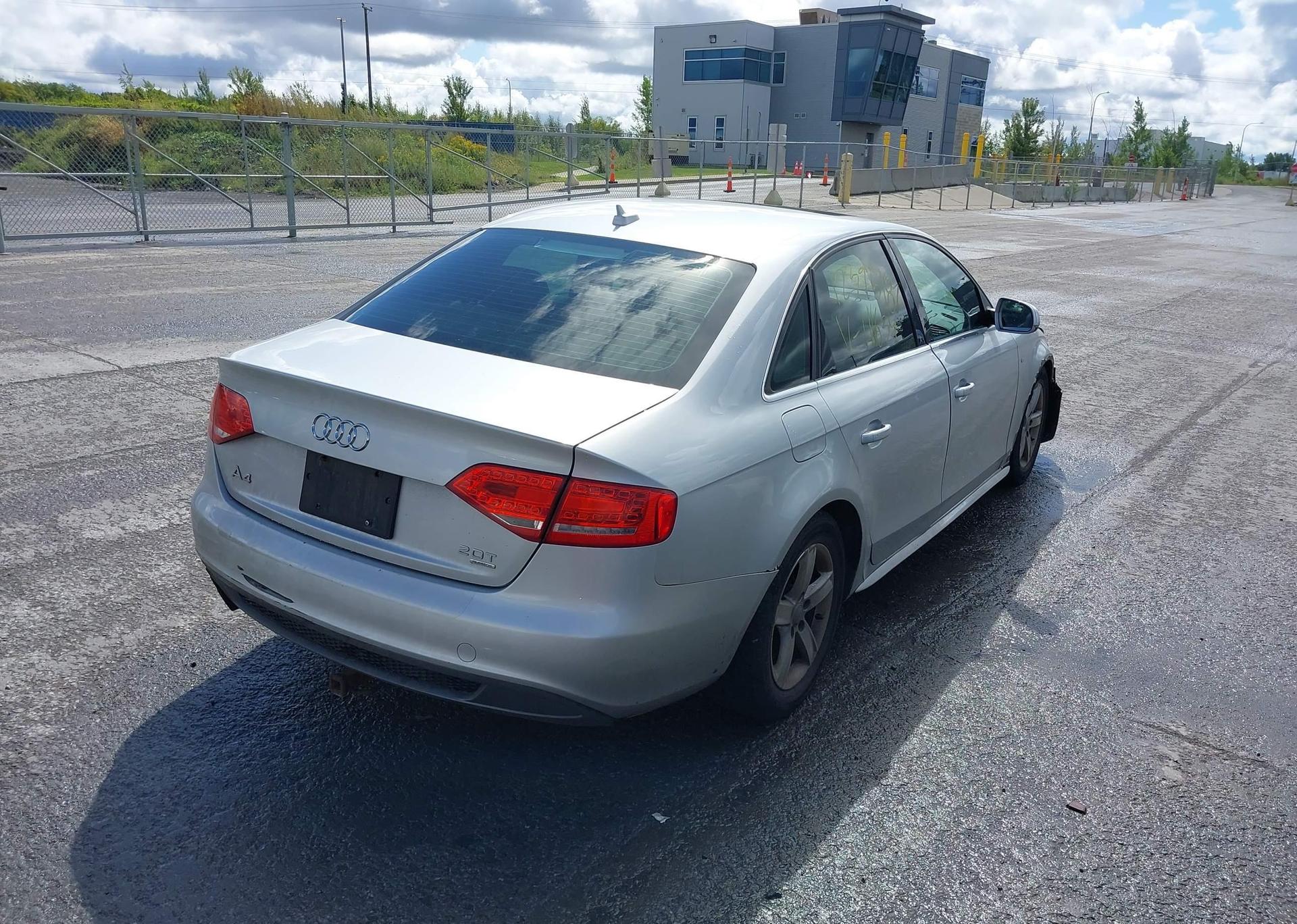2012 AUDI A4 Quattro