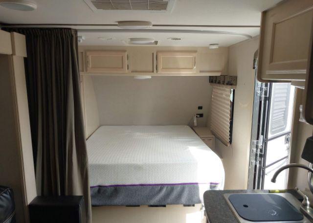 2019 WINNEBAGO MINNIE