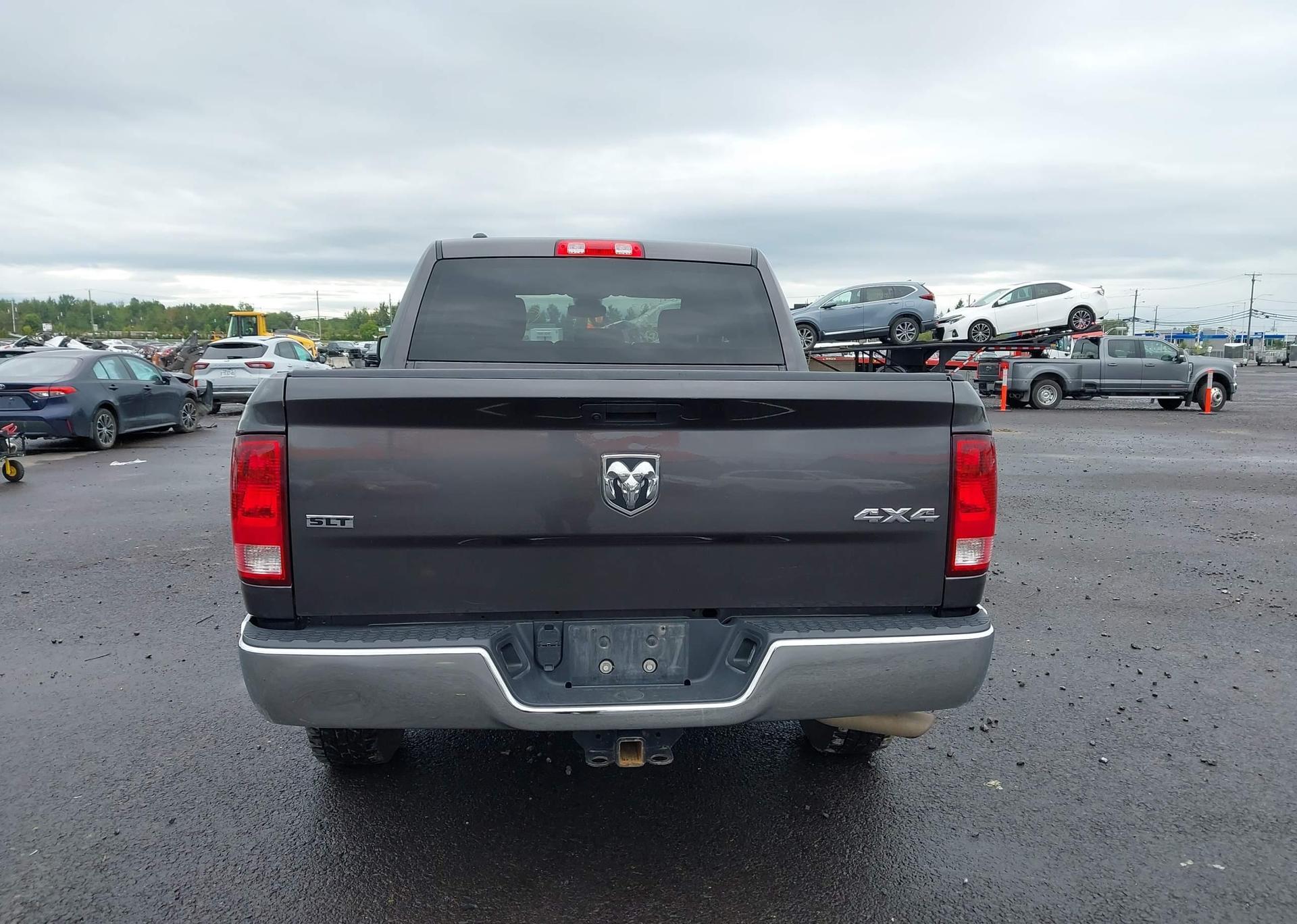 2023 RAM 1500 CLASSIC SLT