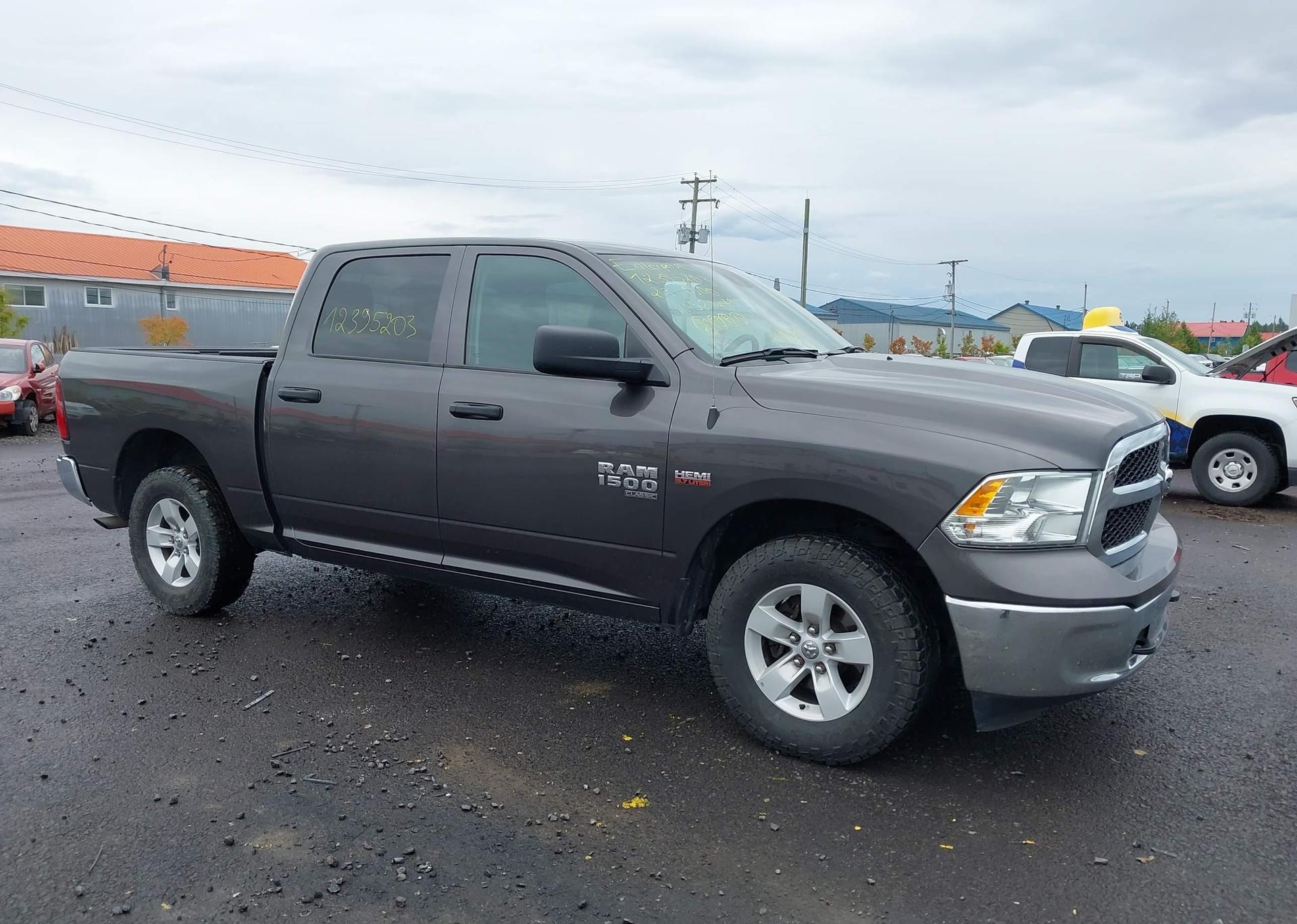 2023 RAM 1500 CLASSIC SLT