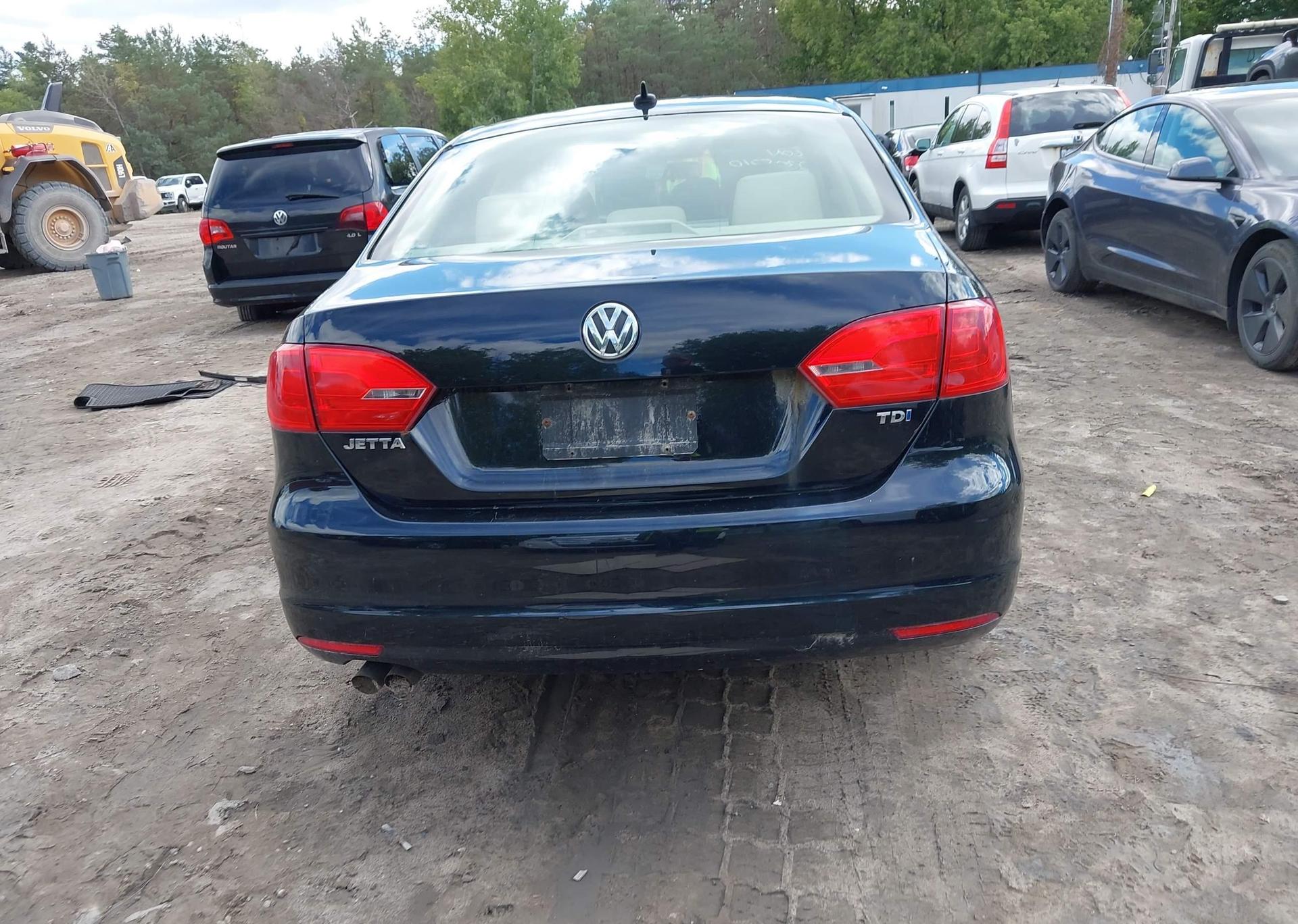 2013 VOLKSWAGEN JETTA 2.0 TDI HIGHLINE