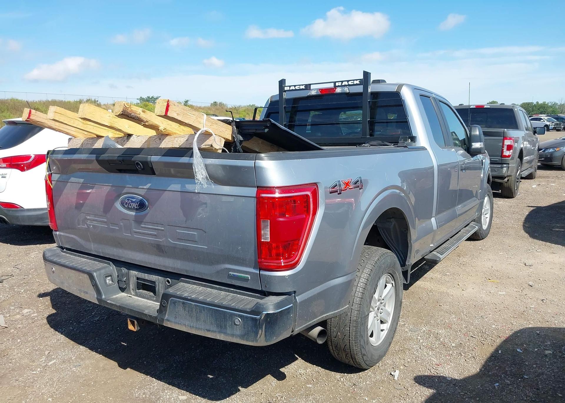 2022 FORD F-150 XLT
