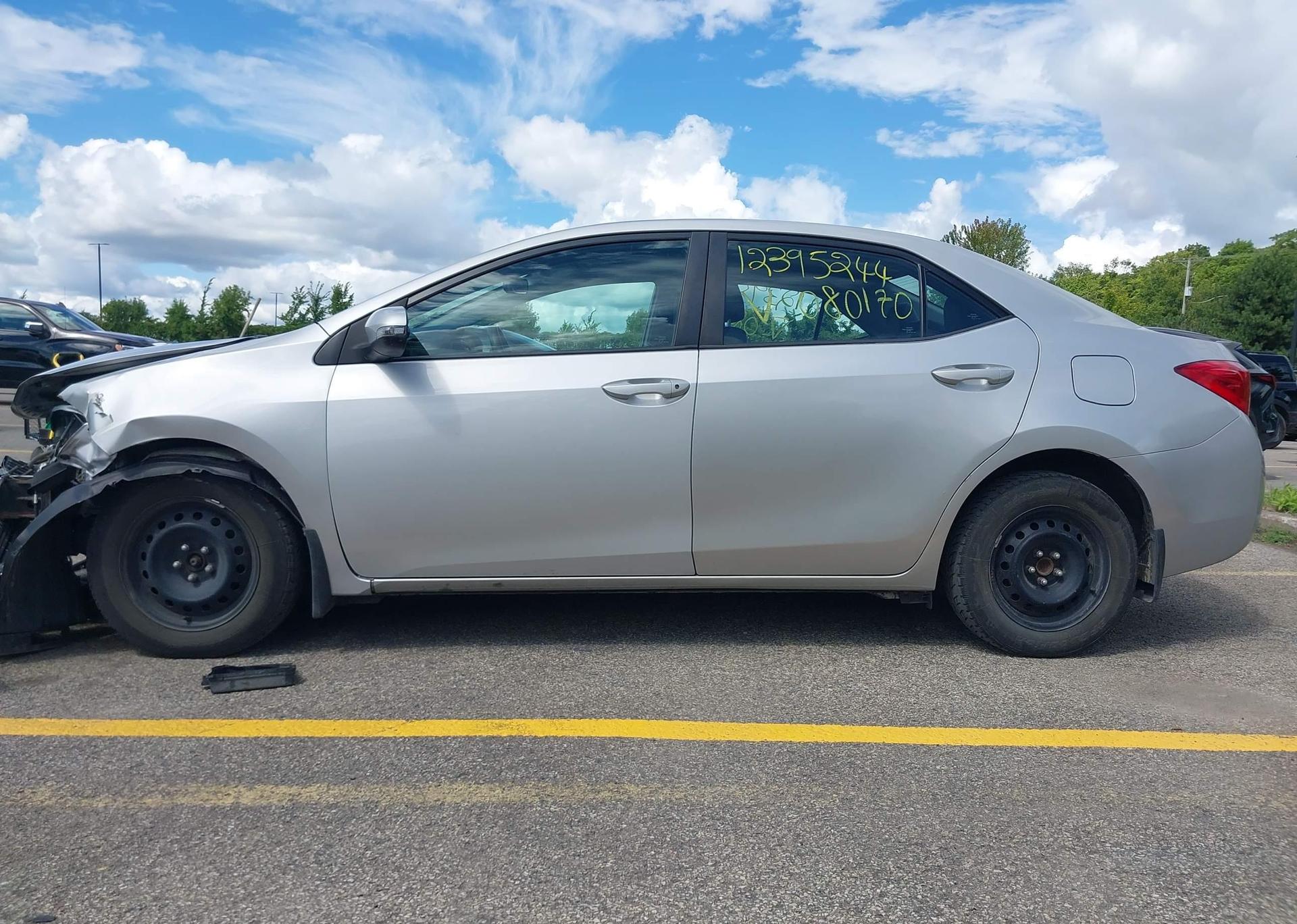 2018 TOYOTA COROLLA