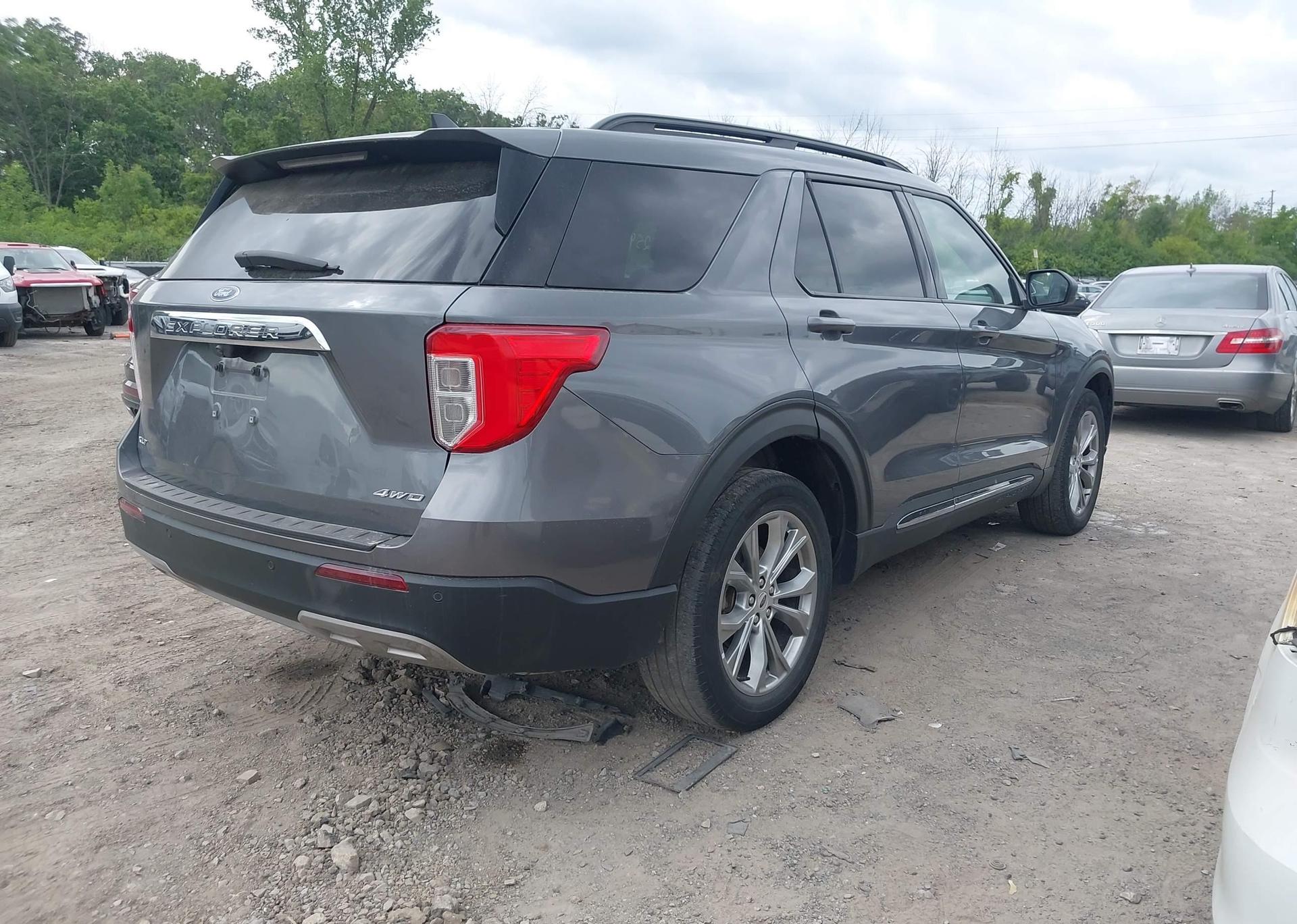 2022 FORD EXPLORER XLT