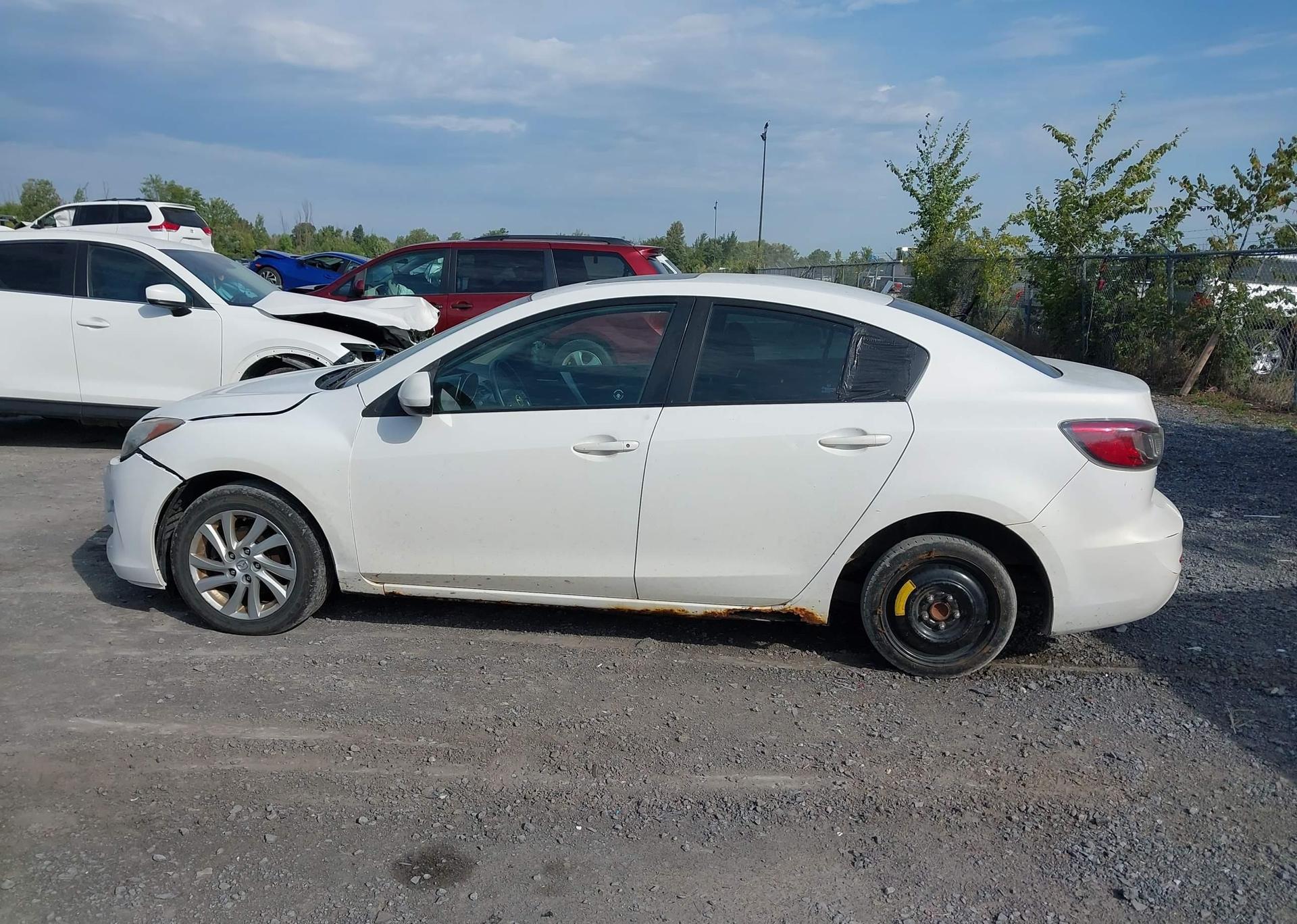 2012 MAZDA MAZDA3 GS-SKY