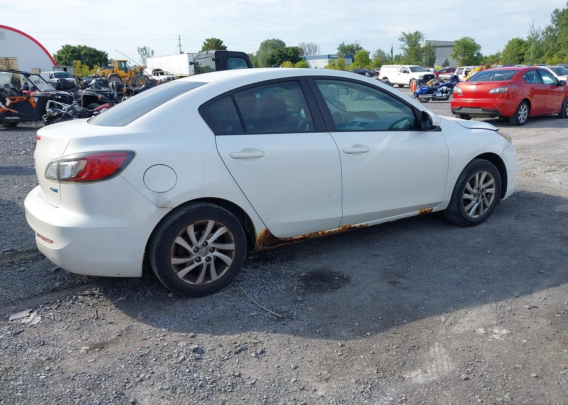 2012 MAZDA MAZDA3 GS-SKY