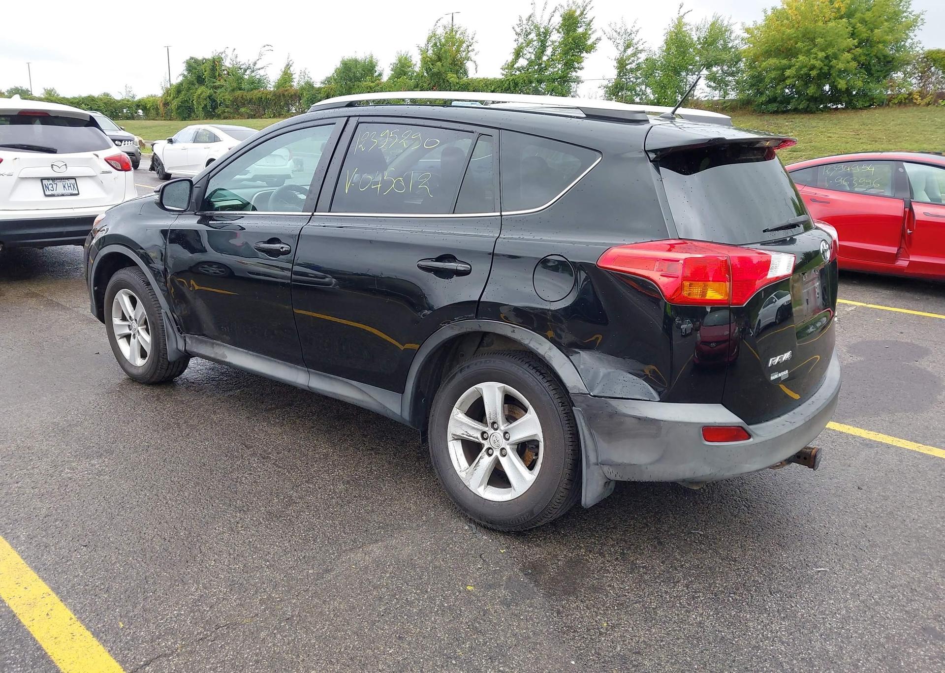 2013 TOYOTA RAV4 XLE