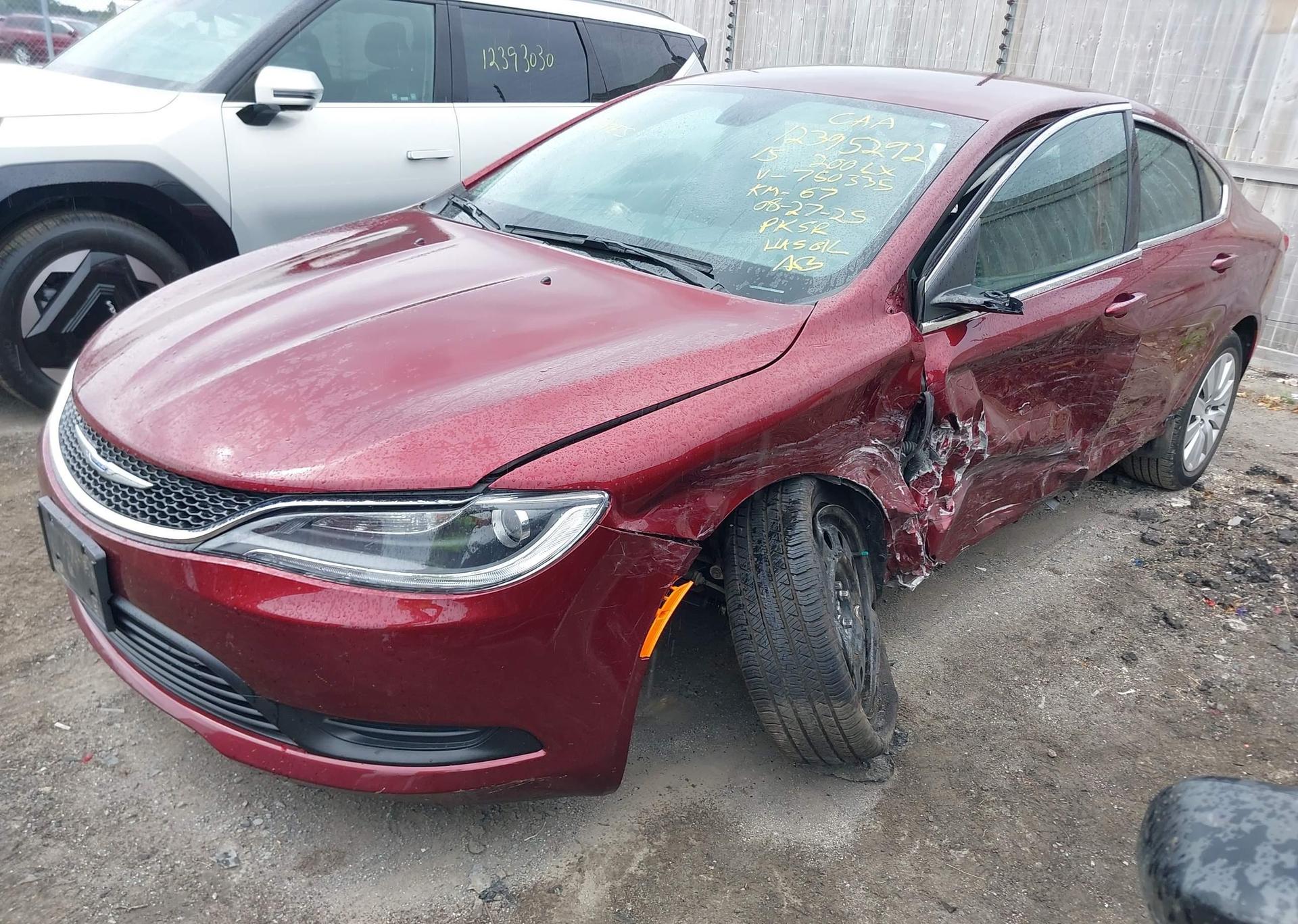 2015 CHRYSLER 200 LX